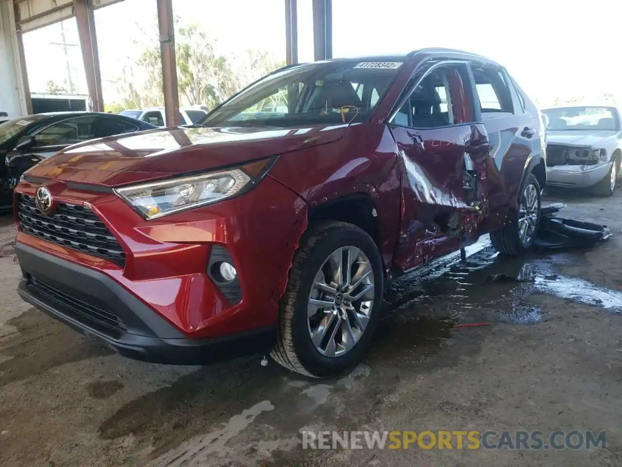 2 Photograph of a damaged car 2T3C1RFV2MW164840 TOYOTA RAV4 2021