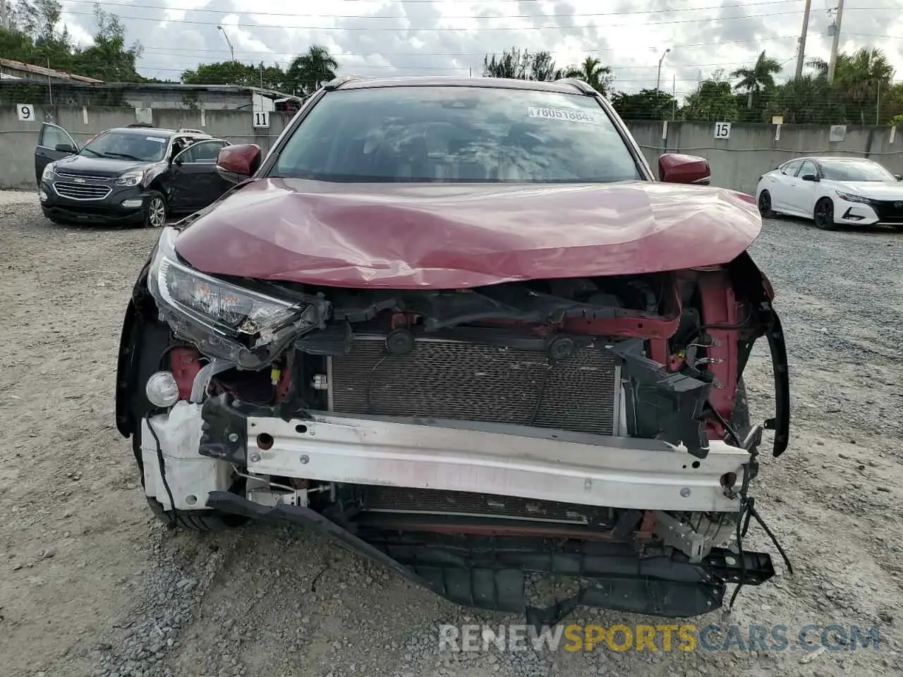 5 Photograph of a damaged car 2T3C1RFV2MW169004 TOYOTA RAV4 2021