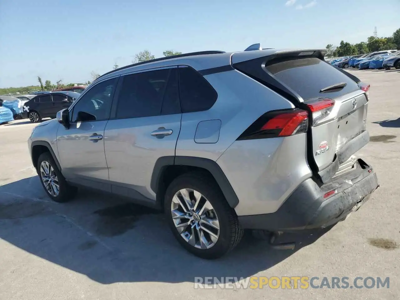 2 Photograph of a damaged car 2T3C1RFV2MW170802 TOYOTA RAV4 2021