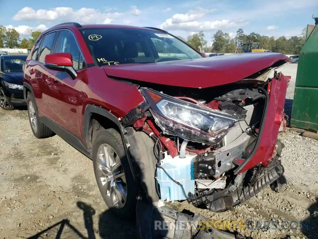 1 Photograph of a damaged car 2T3C1RFV2MW171707 TOYOTA RAV4 2021