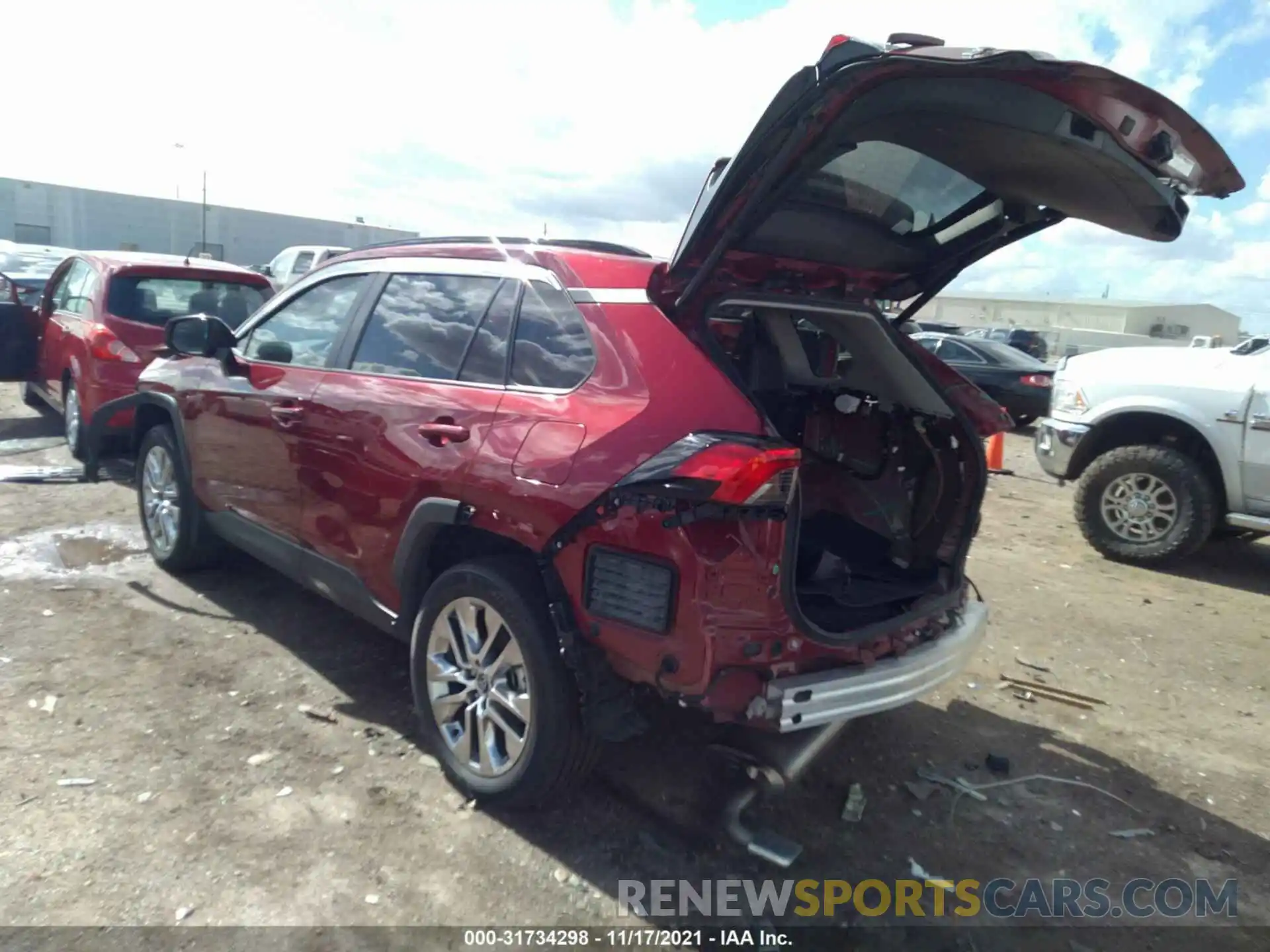 3 Photograph of a damaged car 2T3C1RFV3MC089650 TOYOTA RAV4 2021