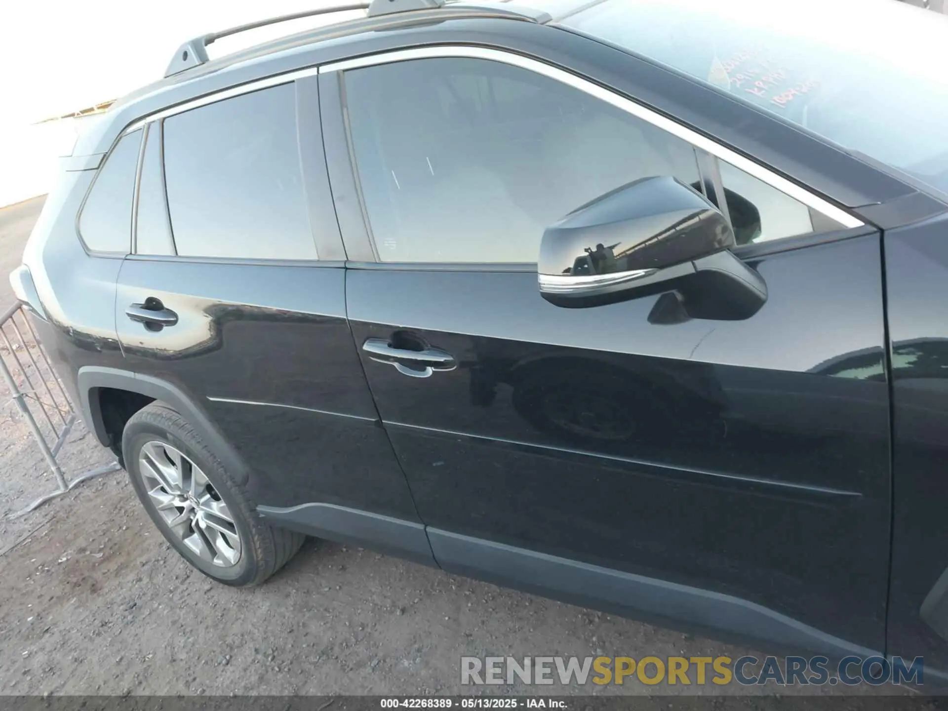 13 Photograph of a damaged car 2T3C1RFV3MC102915 TOYOTA RAV4 2021