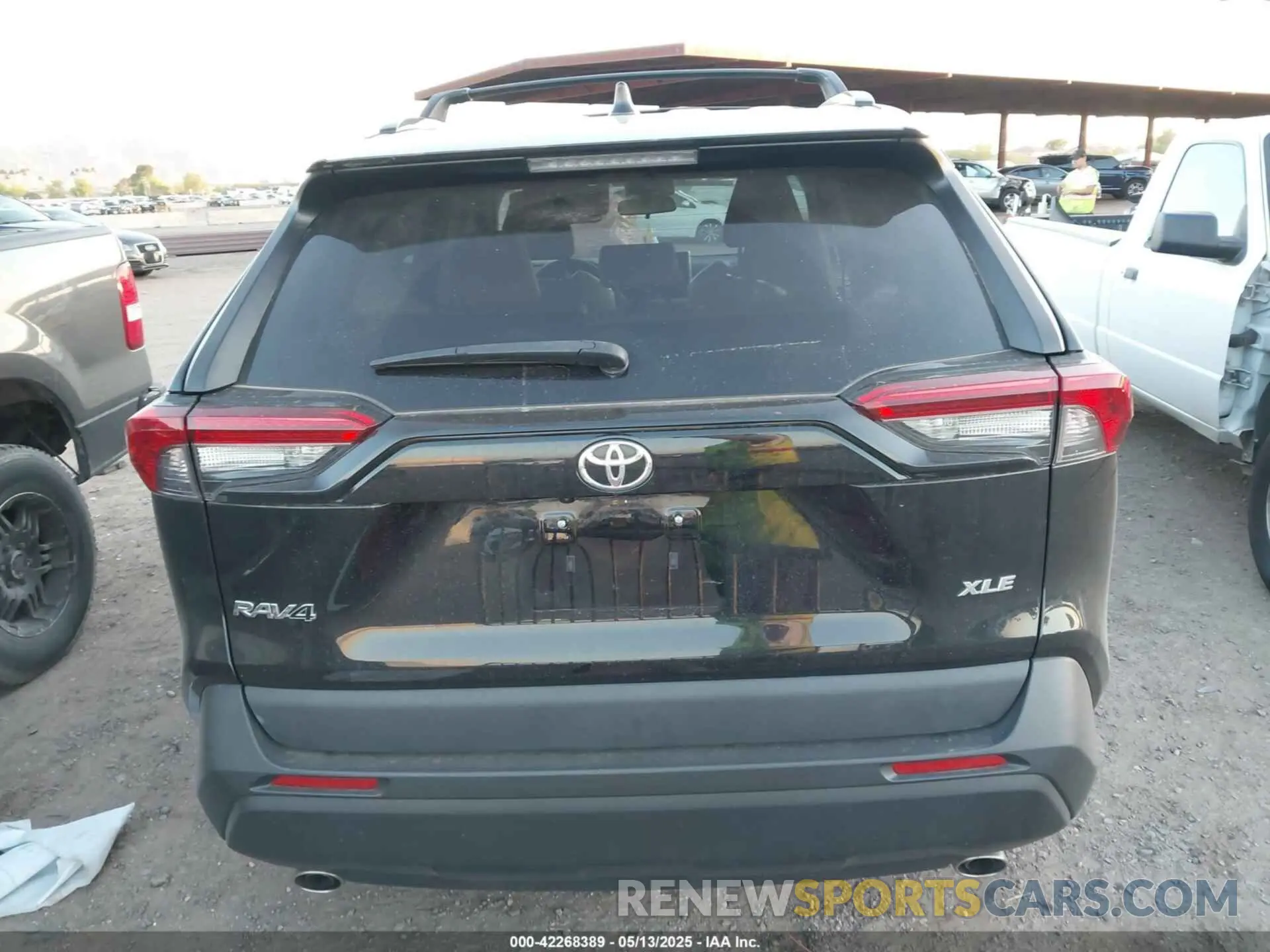 16 Photograph of a damaged car 2T3C1RFV3MC102915 TOYOTA RAV4 2021