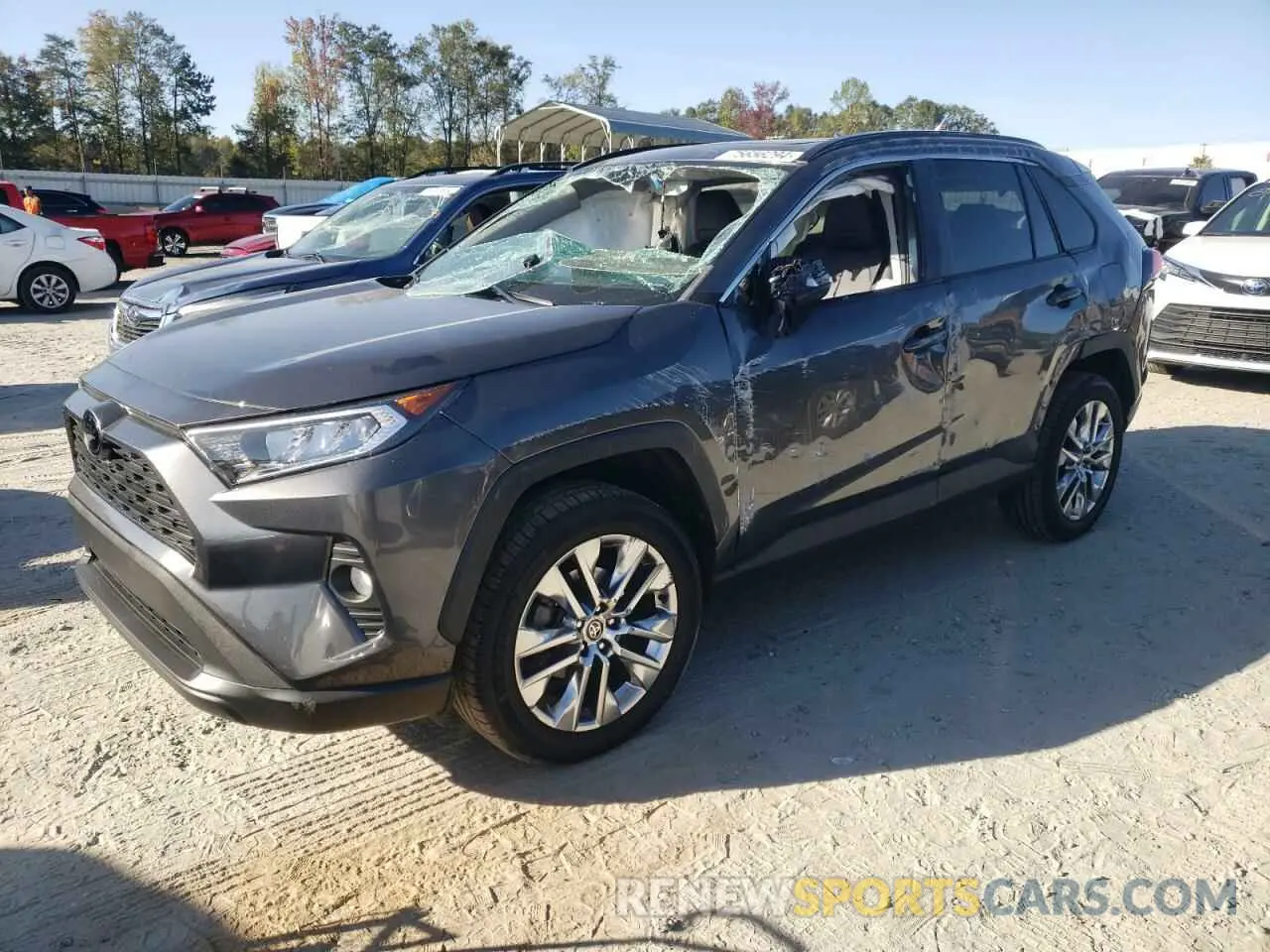 1 Photograph of a damaged car 2T3C1RFV3MC133758 TOYOTA RAV4 2021