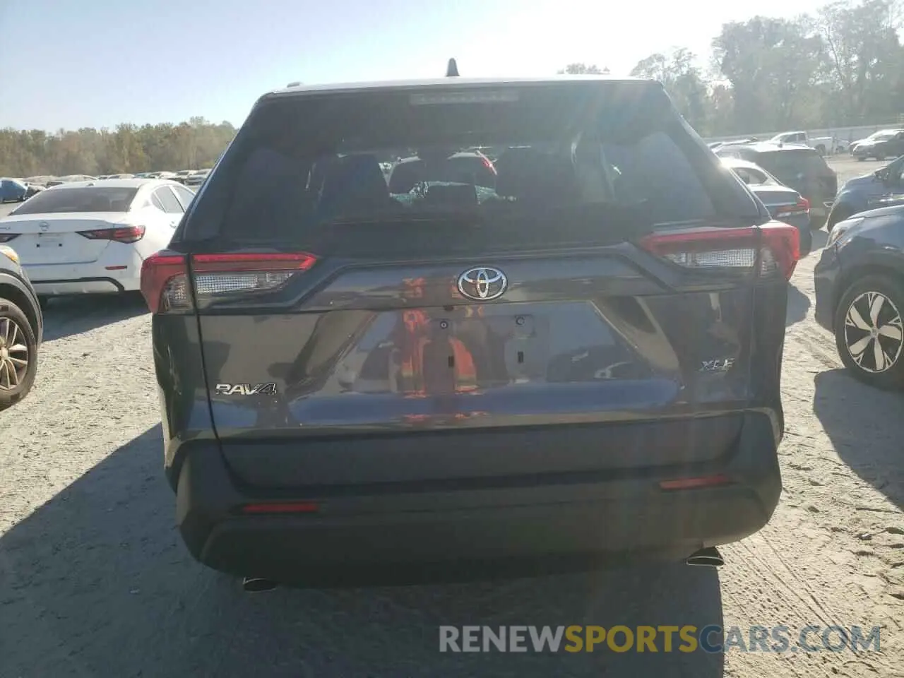 6 Photograph of a damaged car 2T3C1RFV3MC133758 TOYOTA RAV4 2021