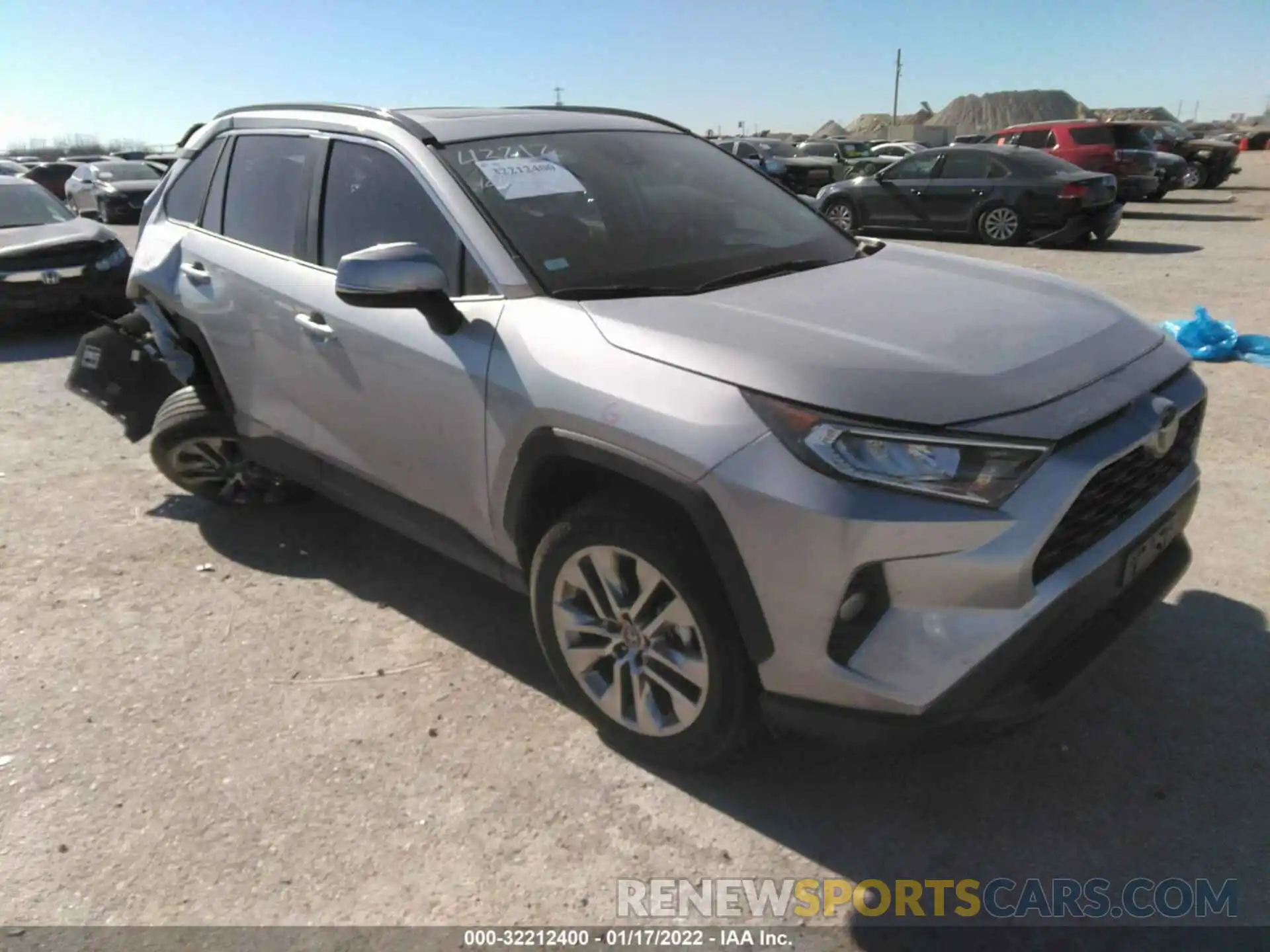 1 Photograph of a damaged car 2T3C1RFV3MC144517 TOYOTA RAV4 2021