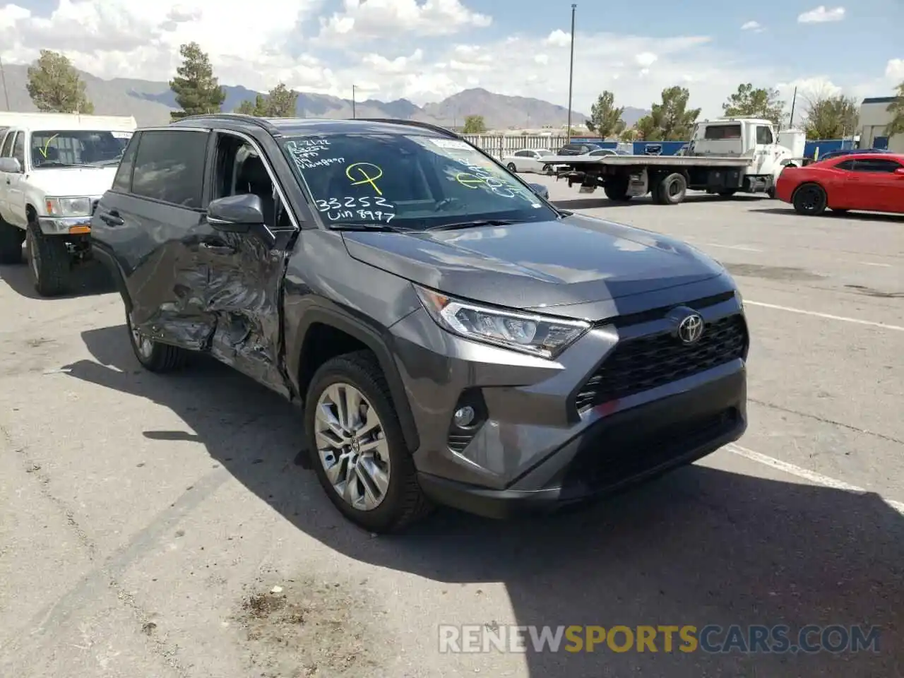 1 Photograph of a damaged car 2T3C1RFV3MC158997 TOYOTA RAV4 2021