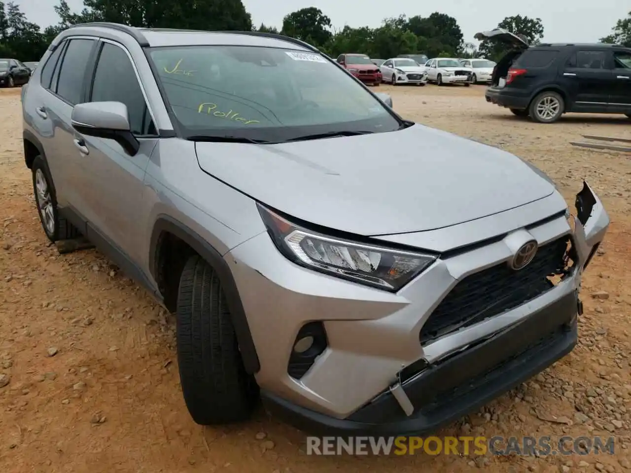 1 Photograph of a damaged car 2T3C1RFV4MC092802 TOYOTA RAV4 2021