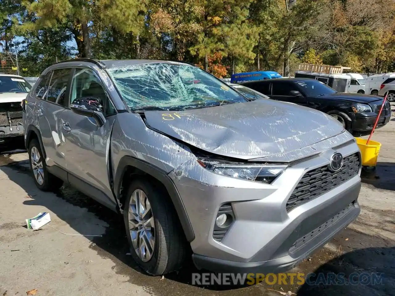 1 Photograph of a damaged car 2T3C1RFV4MC094596 TOYOTA RAV4 2021