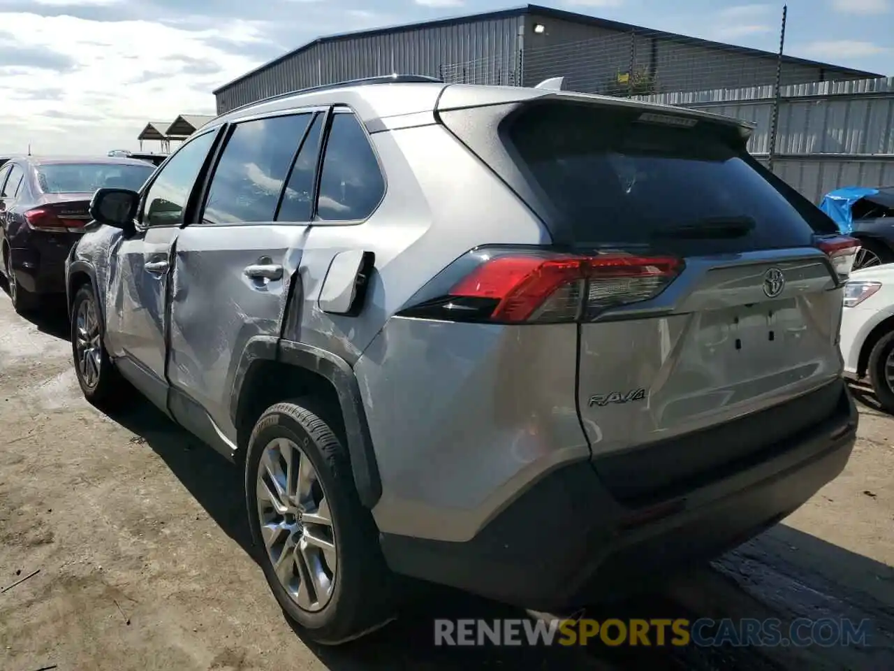 3 Photograph of a damaged car 2T3C1RFV4MC094596 TOYOTA RAV4 2021