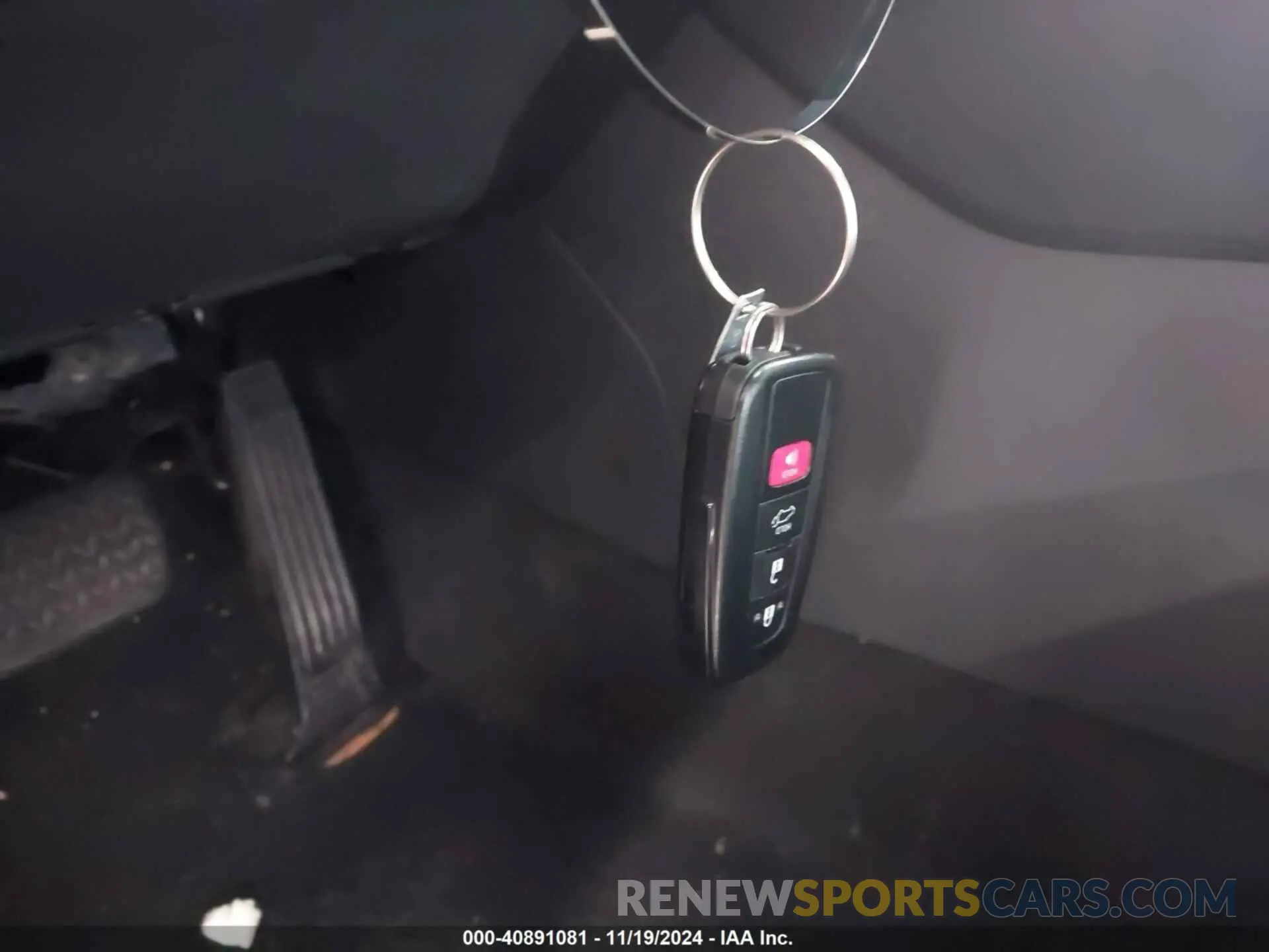 11 Photograph of a damaged car 2T3C1RFV4MC113745 TOYOTA RAV4 2021