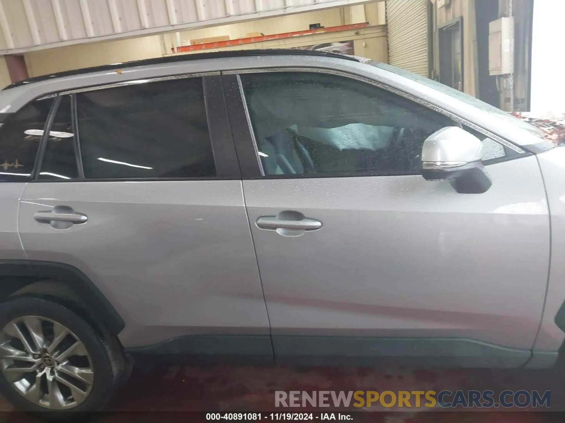 13 Photograph of a damaged car 2T3C1RFV4MC113745 TOYOTA RAV4 2021