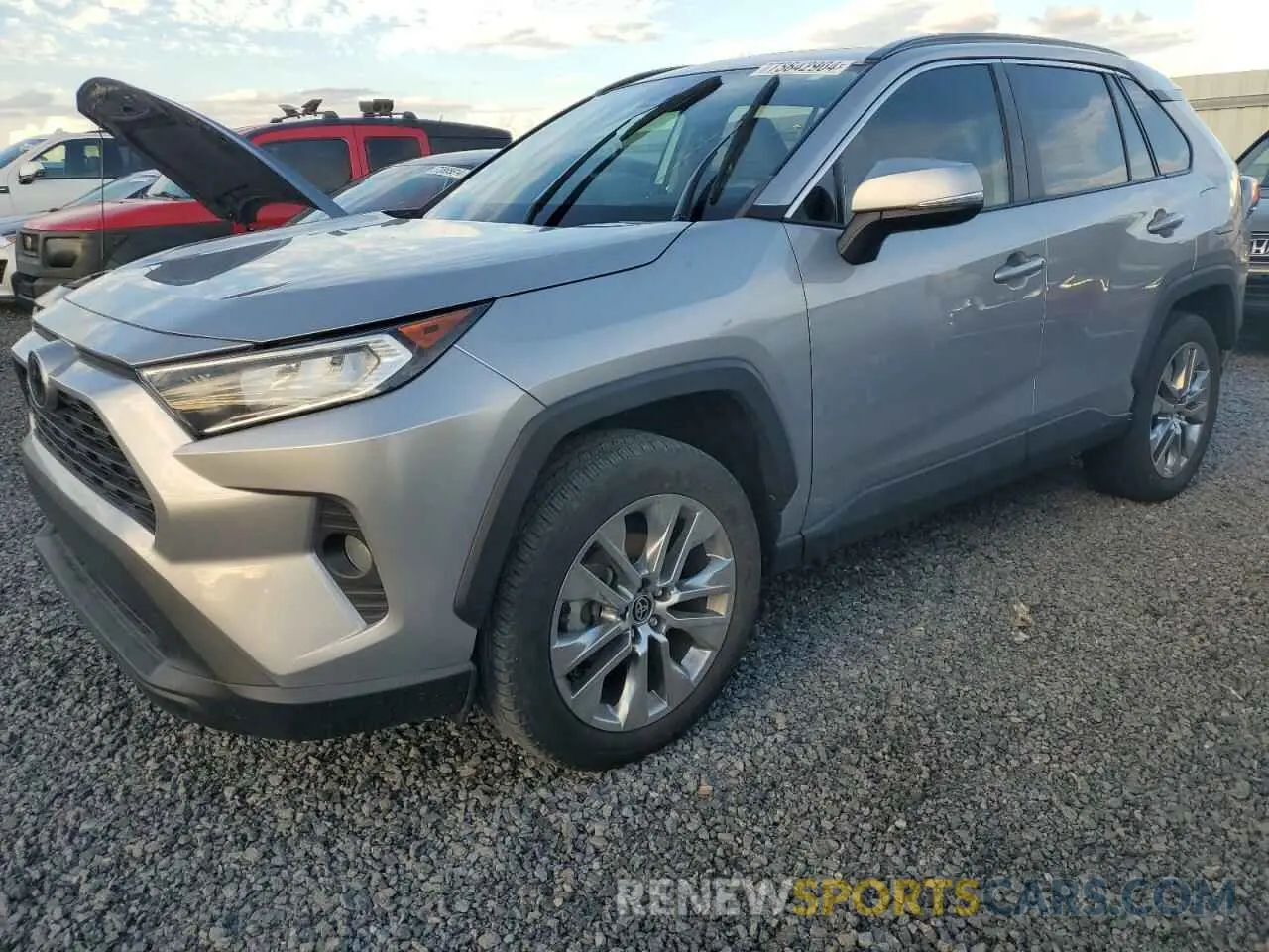 1 Photograph of a damaged car 2T3C1RFV4MC163030 TOYOTA RAV4 2021