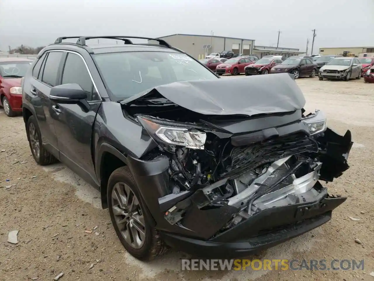 1 Photograph of a damaged car 2T3C1RFV4MC170589 TOYOTA RAV4 2021