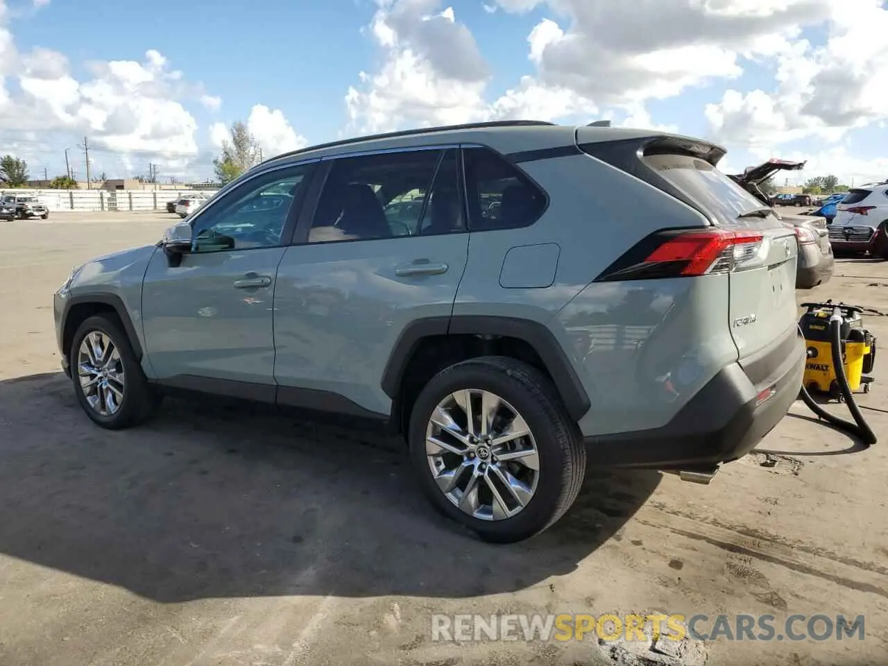 2 Photograph of a damaged car 2T3C1RFV4MW132181 TOYOTA RAV4 2021