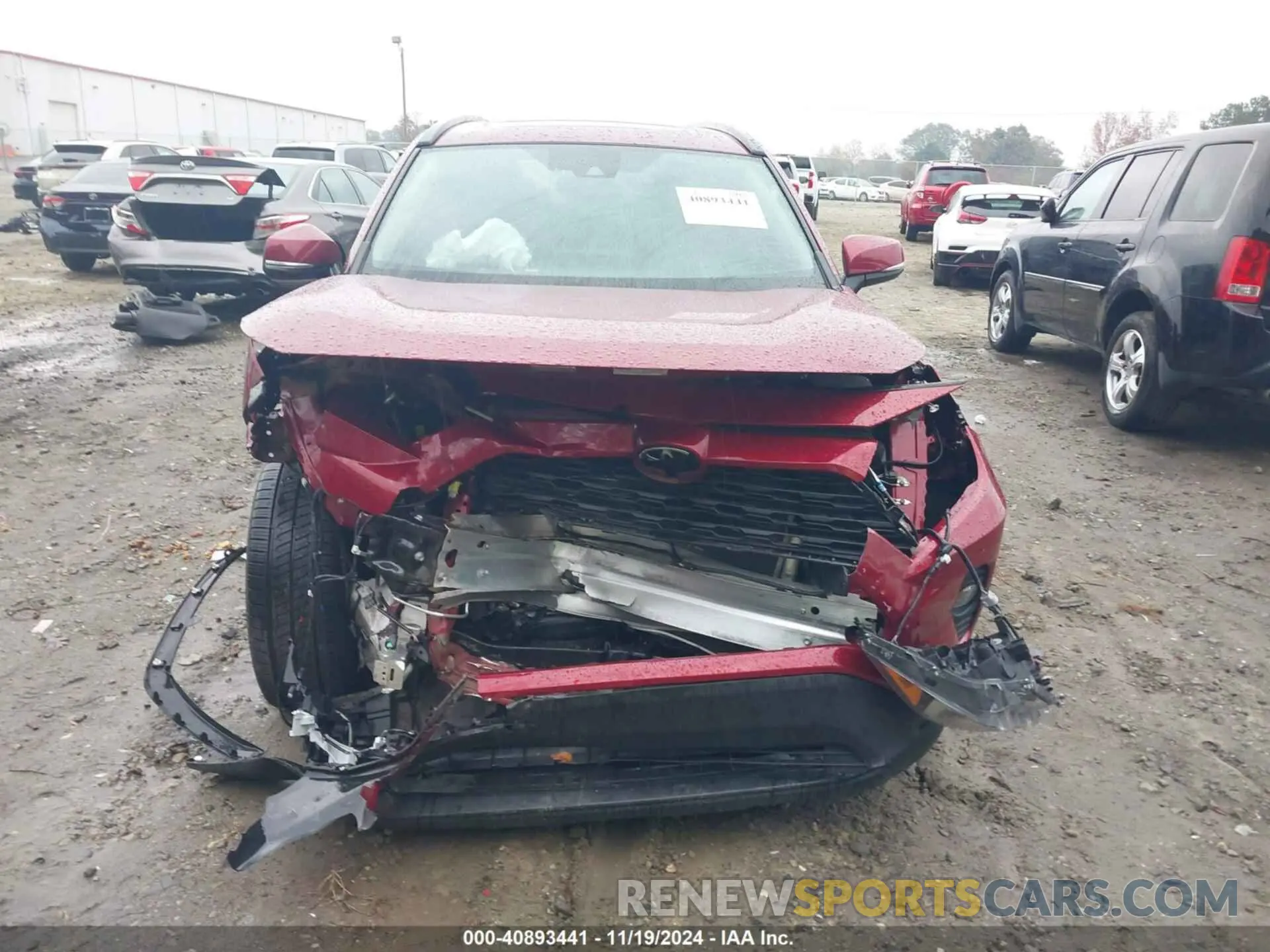 12 Photograph of a damaged car 2T3C1RFV4MW133895 TOYOTA RAV4 2021