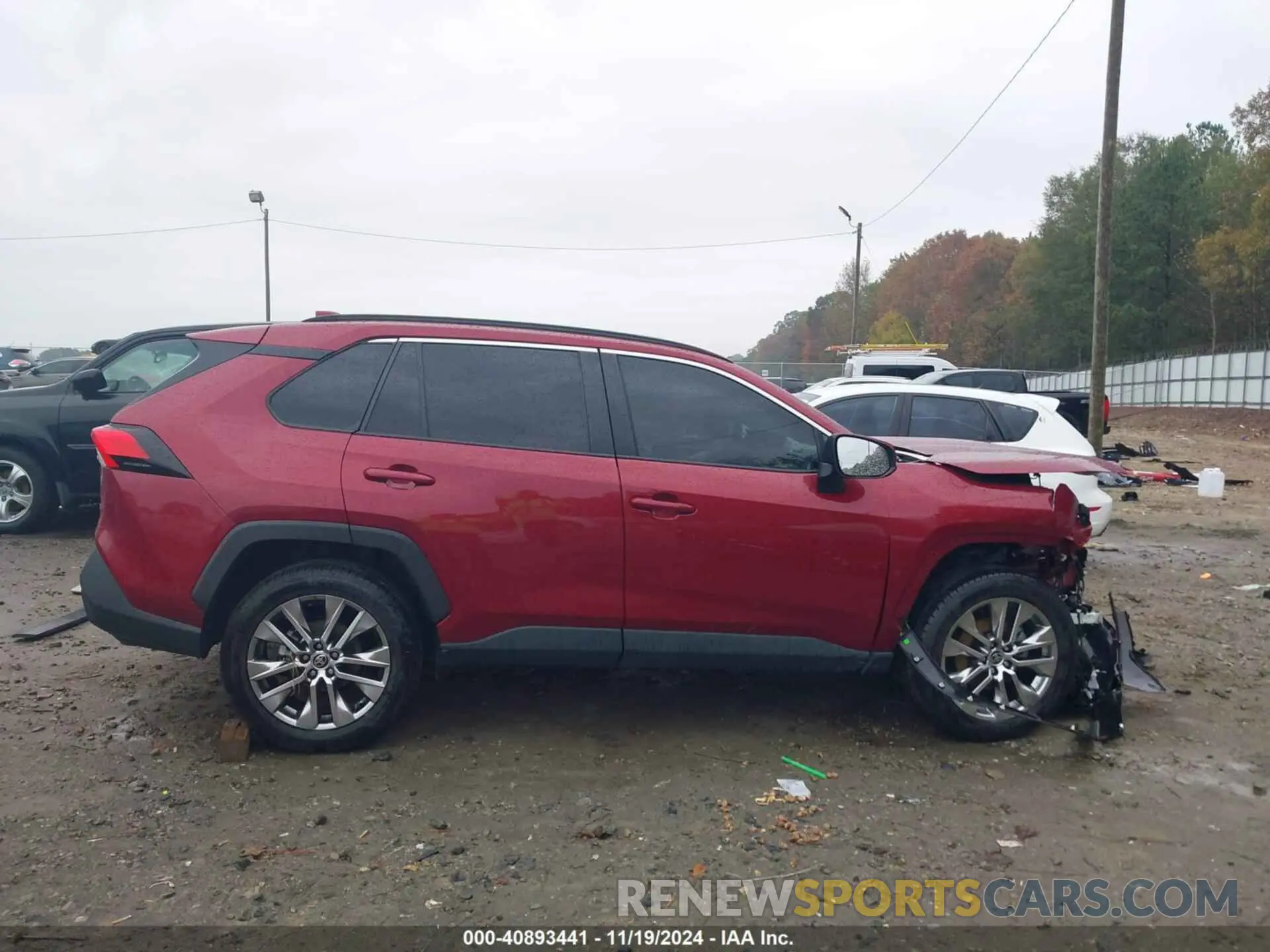 13 Photograph of a damaged car 2T3C1RFV4MW133895 TOYOTA RAV4 2021