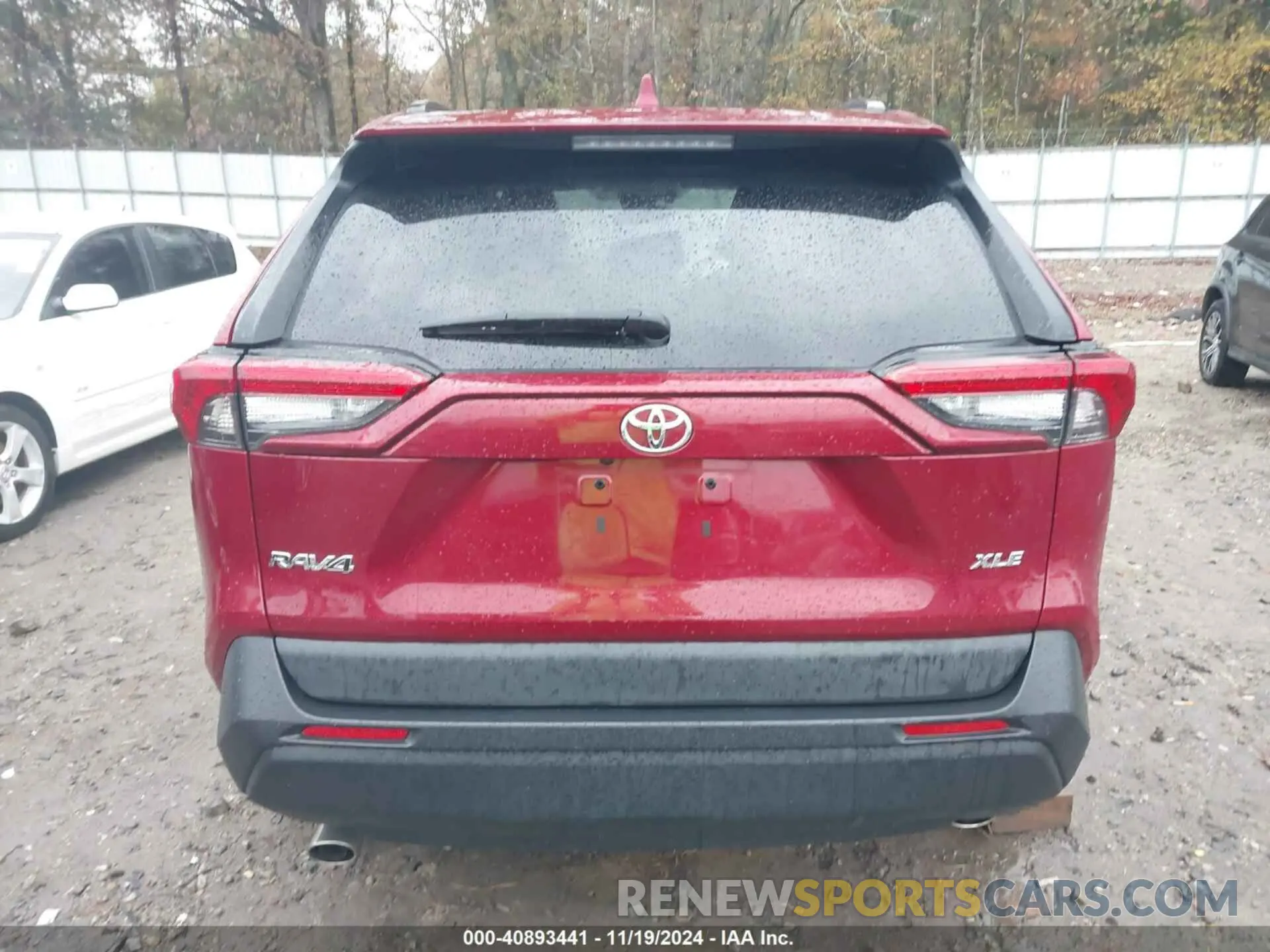 16 Photograph of a damaged car 2T3C1RFV4MW133895 TOYOTA RAV4 2021