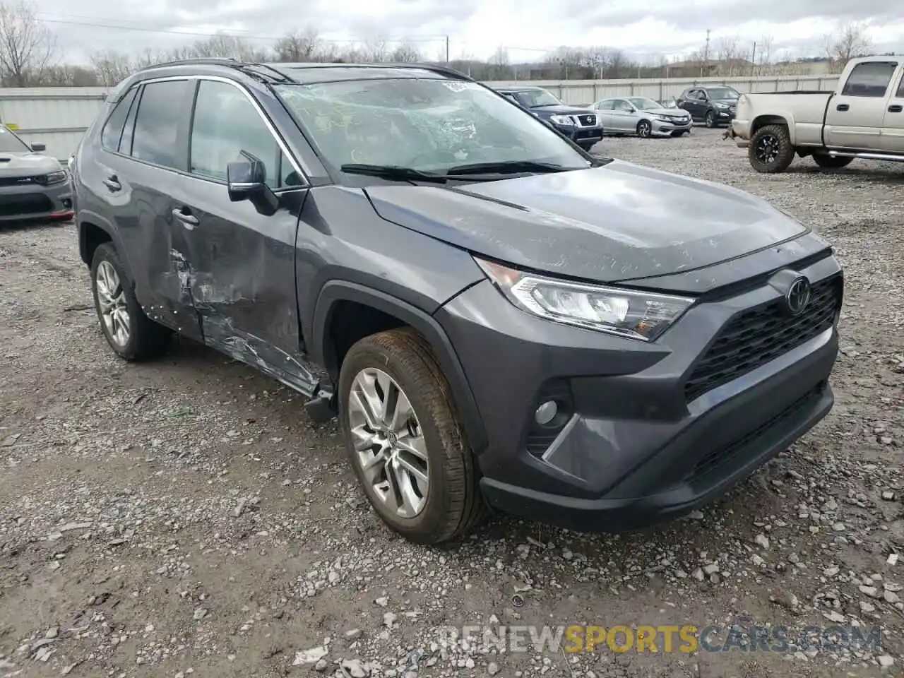 1 Photograph of a damaged car 2T3C1RFV4MW153676 TOYOTA RAV4 2021