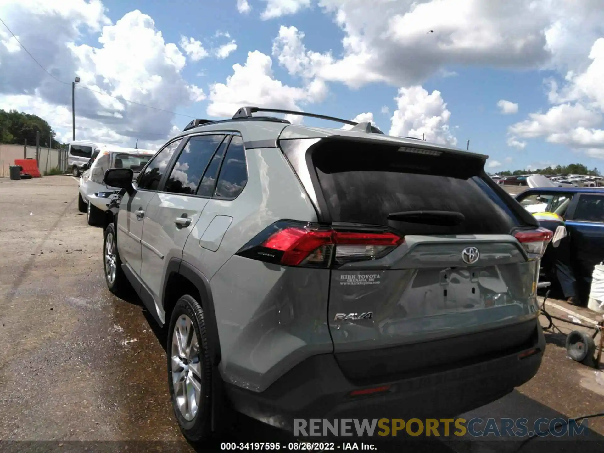 3 Photograph of a damaged car 2T3C1RFV4MW174012 TOYOTA RAV4 2021