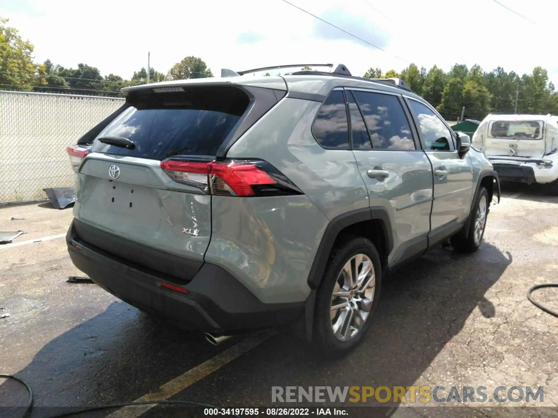 4 Photograph of a damaged car 2T3C1RFV4MW174012 TOYOTA RAV4 2021