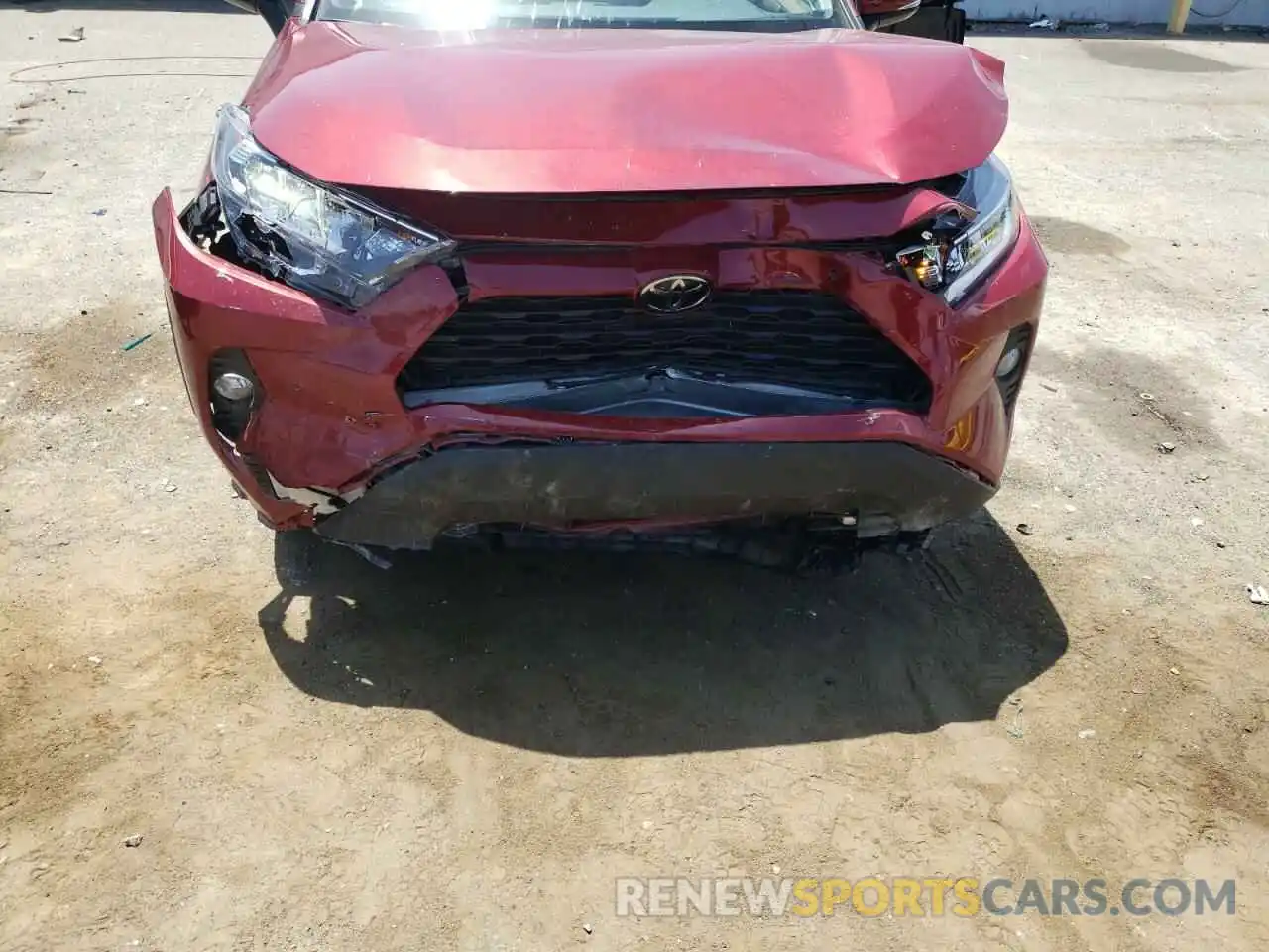 9 Photograph of a damaged car 2T3C1RFV4MW178822 TOYOTA RAV4 2021