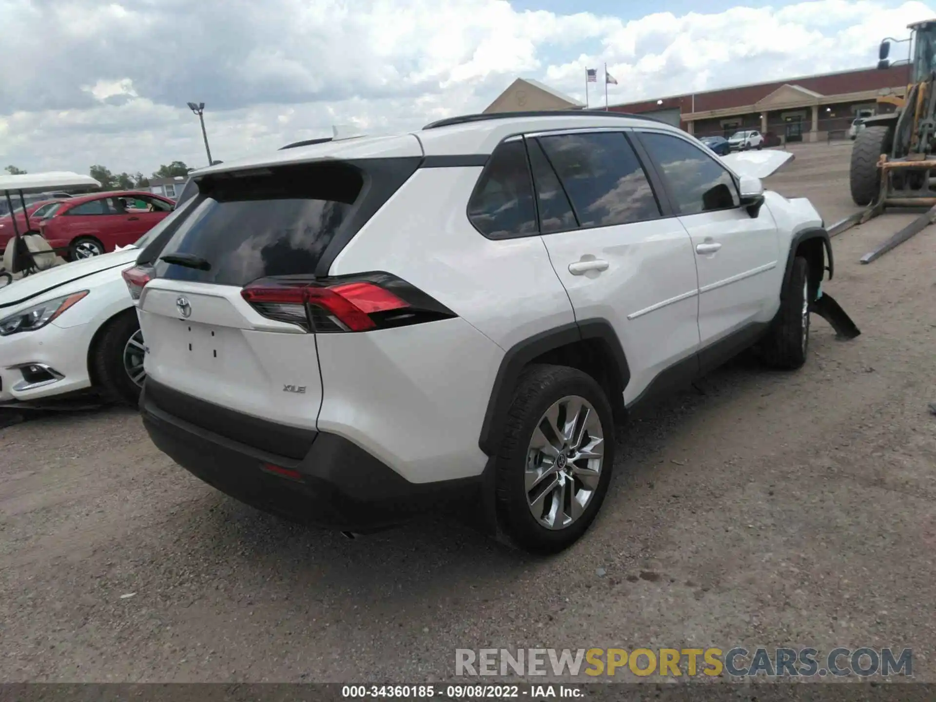 4 Photograph of a damaged car 2T3C1RFV4MW183745 TOYOTA RAV4 2021