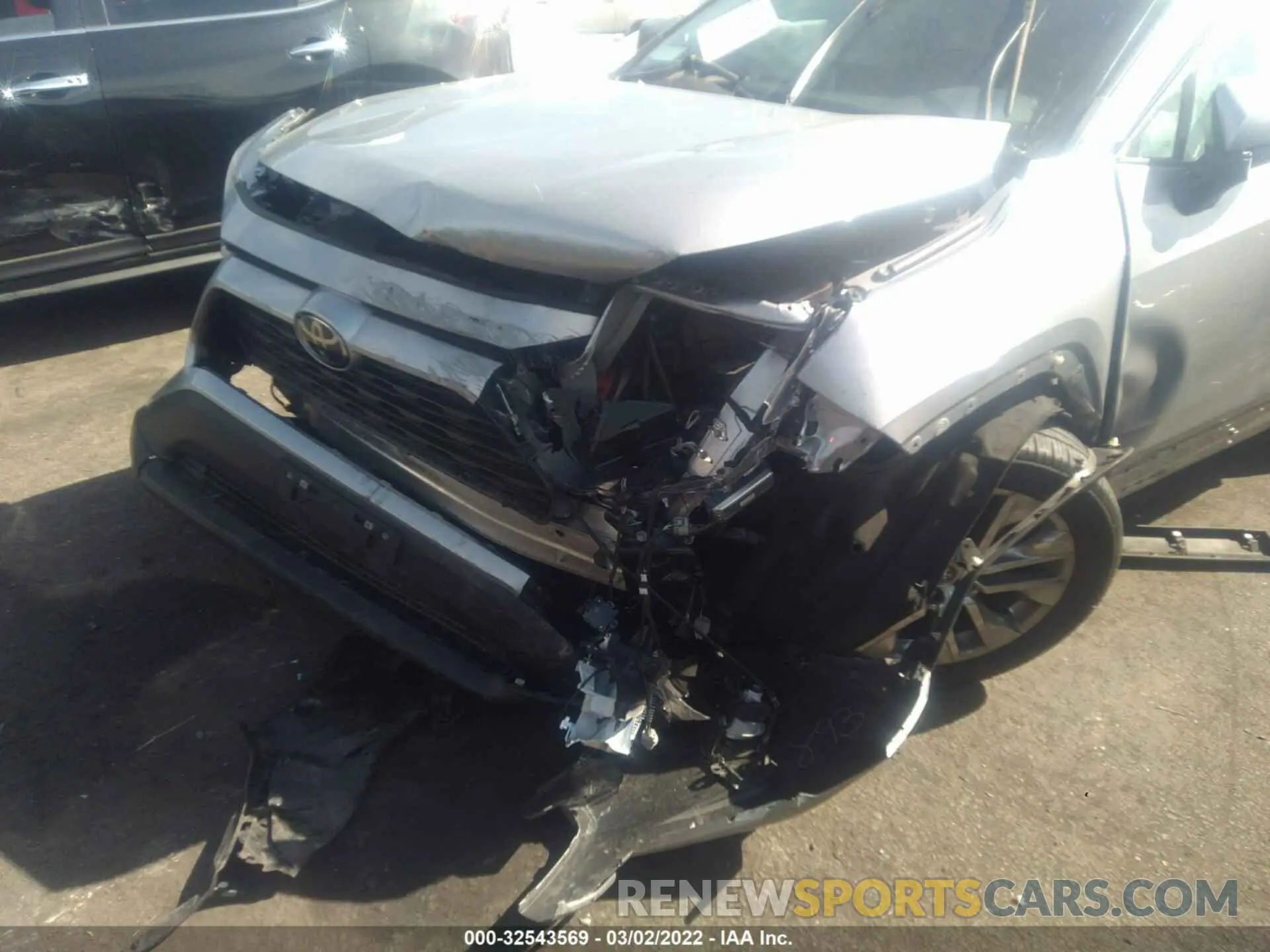 6 Photograph of a damaged car 2T3C1RFV5MC106772 TOYOTA RAV4 2021