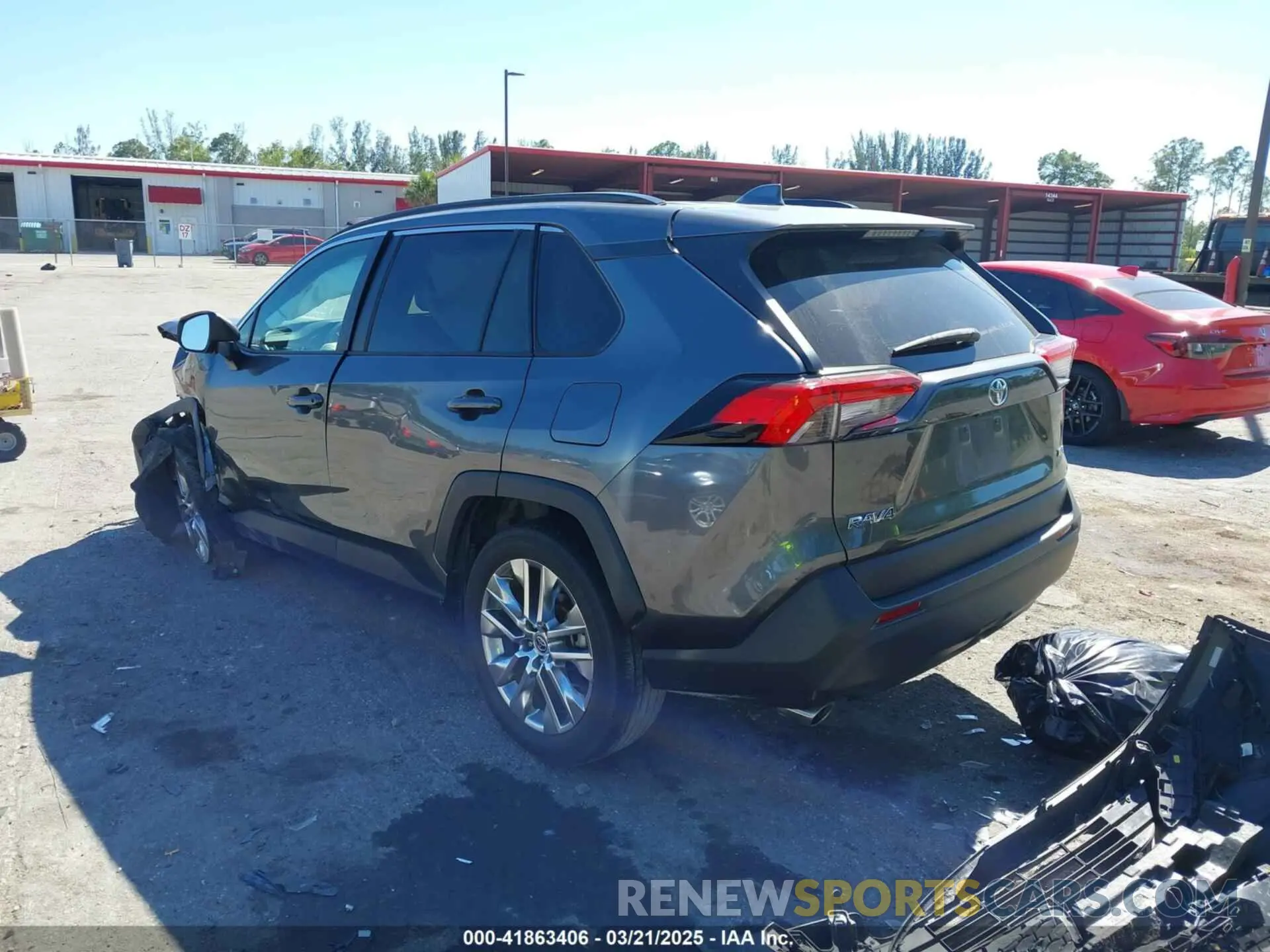 3 Photograph of a damaged car 2T3C1RFV5MC110773 TOYOTA RAV4 2021