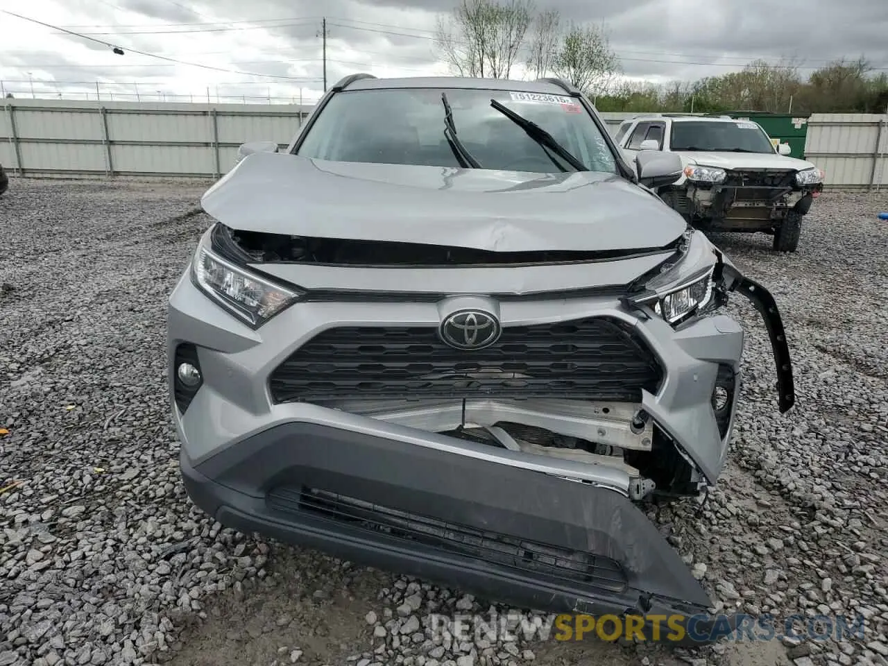 5 Photograph of a damaged car 2T3C1RFV5MC128285 TOYOTA RAV4 2021