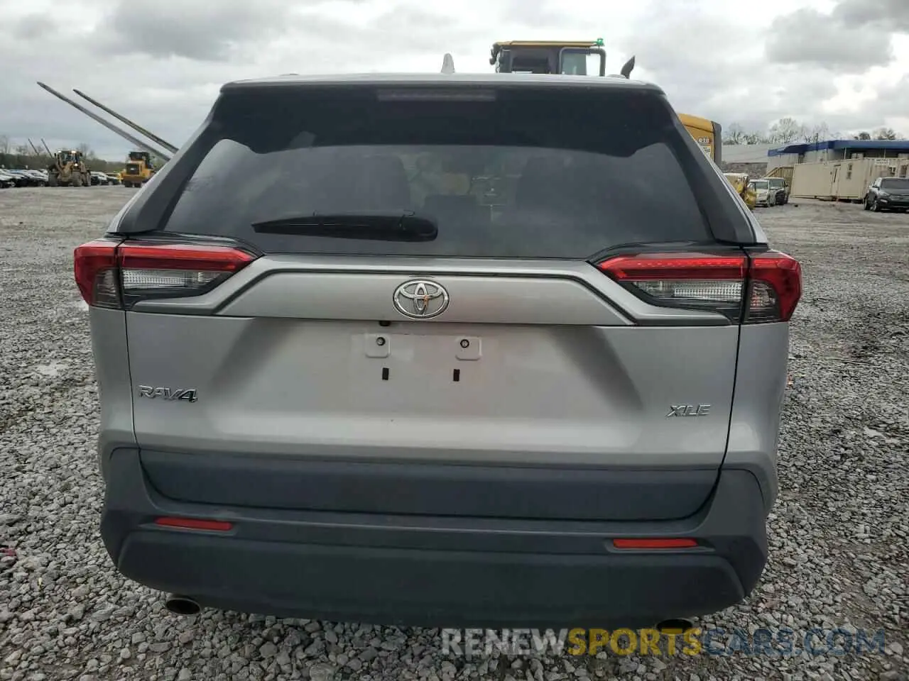 6 Photograph of a damaged car 2T3C1RFV5MC128285 TOYOTA RAV4 2021