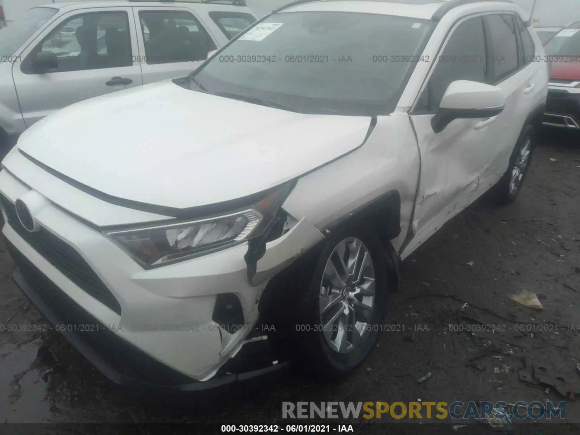 2 Photograph of a damaged car 2T3C1RFV5MW110934 TOYOTA RAV4 2021