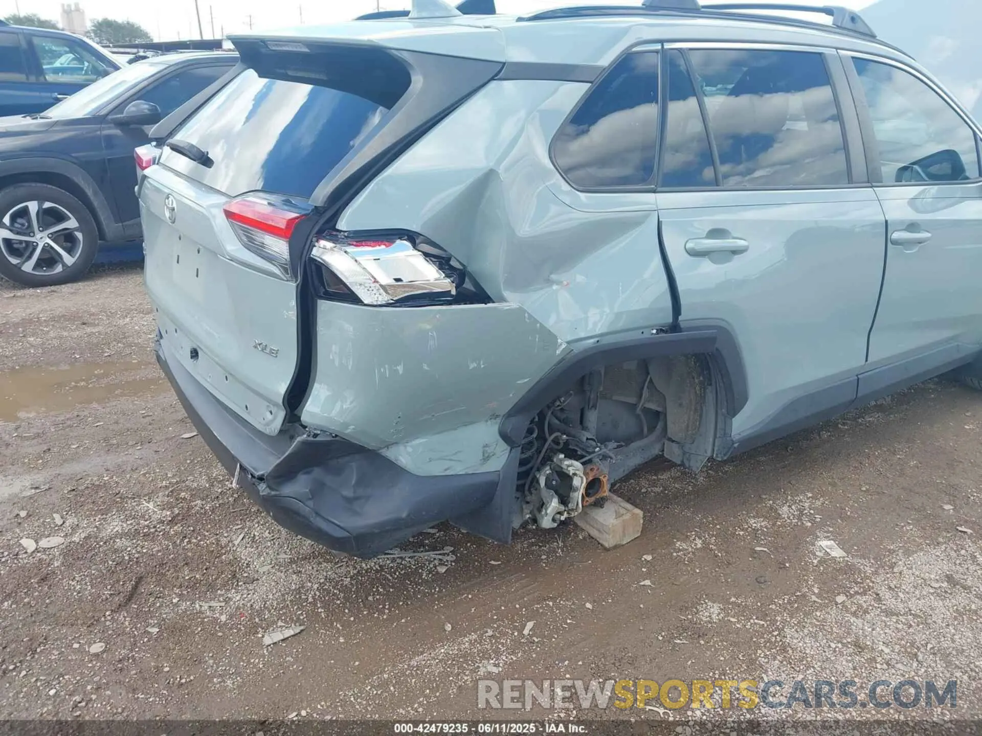 6 Photograph of a damaged car 2T3C1RFV5MW123859 TOYOTA RAV4 2021