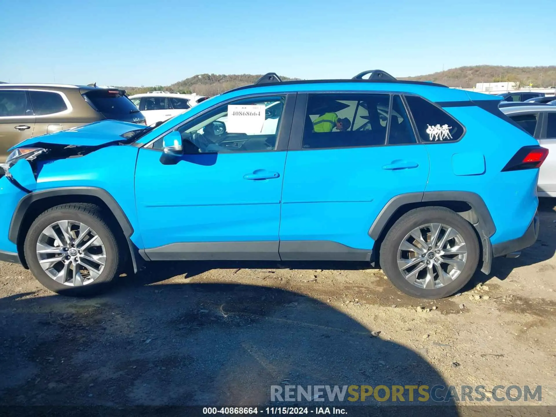 13 Photograph of a damaged car 2T3C1RFV5MW137146 TOYOTA RAV4 2021