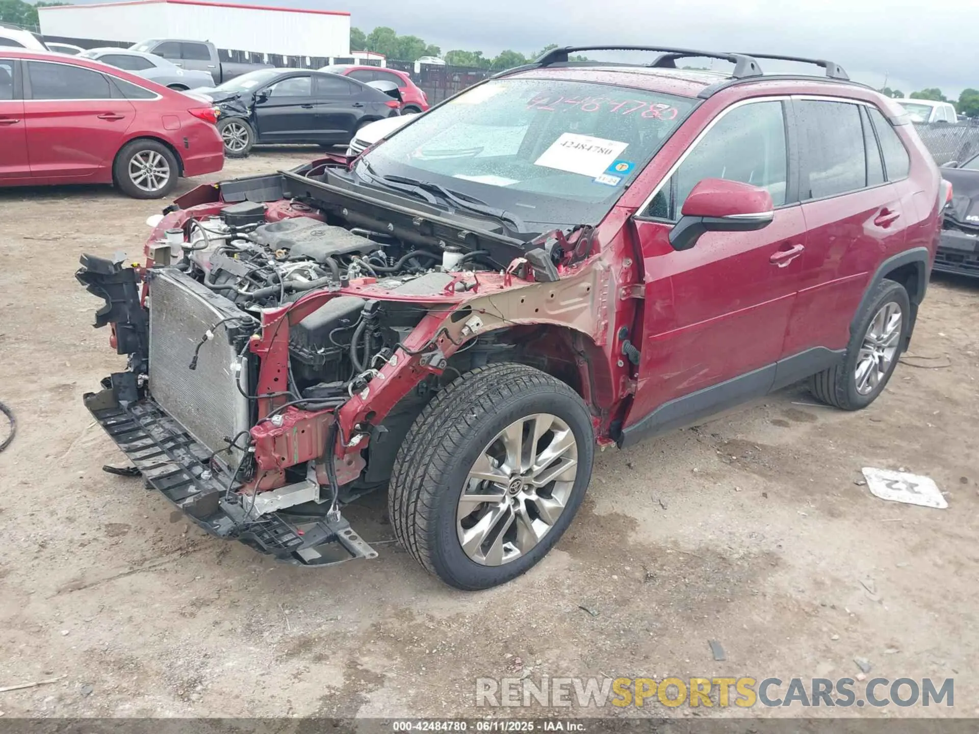 2 Photograph of a damaged car 2T3C1RFV5MW175069 TOYOTA RAV4 2021