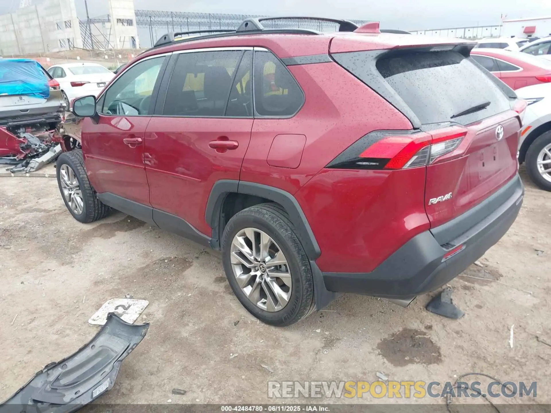 3 Photograph of a damaged car 2T3C1RFV5MW175069 TOYOTA RAV4 2021