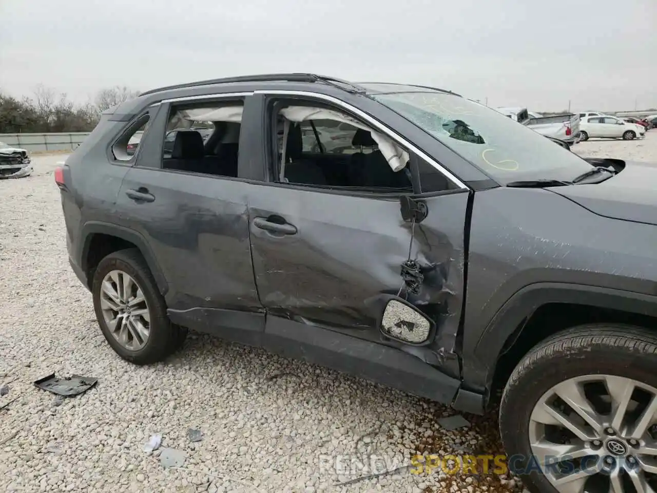 9 Photograph of a damaged car 2T3C1RFV6MC101953 TOYOTA RAV4 2021