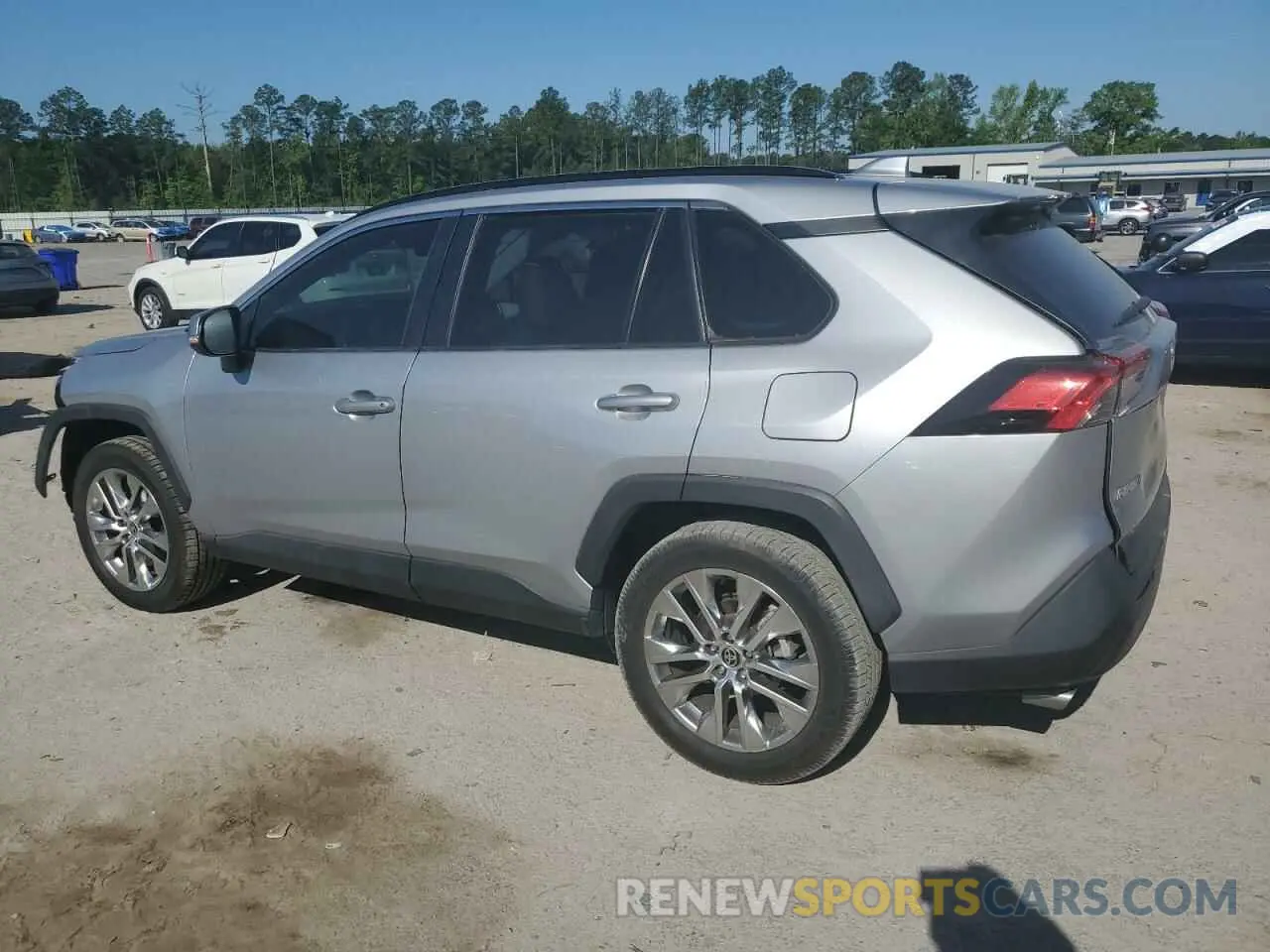 2 Photograph of a damaged car 2T3C1RFV6MC110975 TOYOTA RAV4 2021