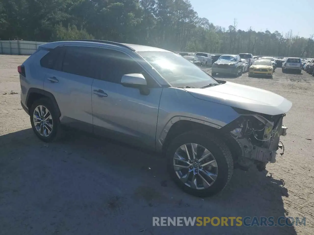 4 Photograph of a damaged car 2T3C1RFV6MC110975 TOYOTA RAV4 2021