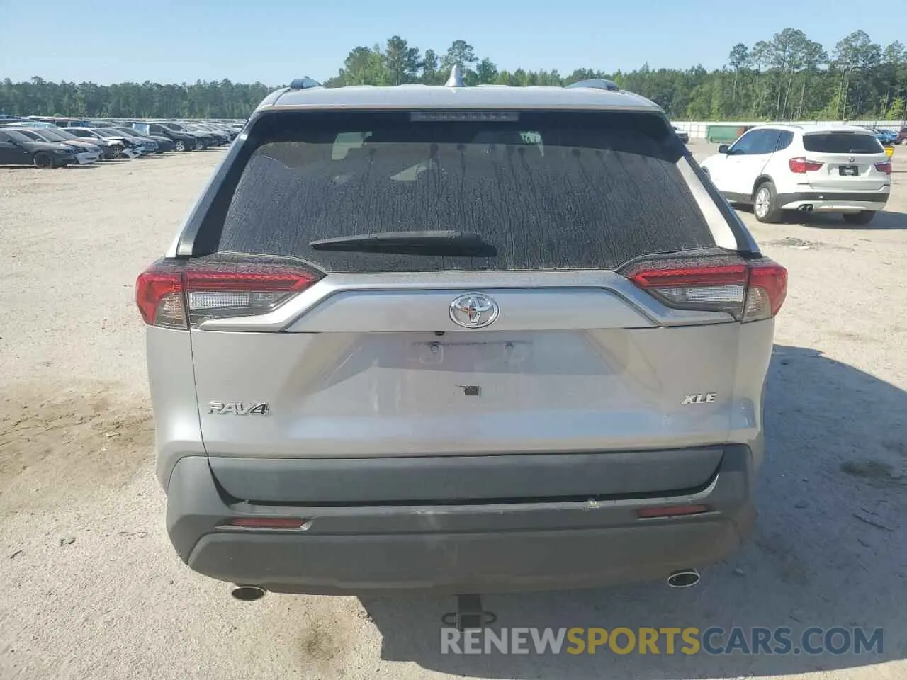 6 Photograph of a damaged car 2T3C1RFV6MC110975 TOYOTA RAV4 2021