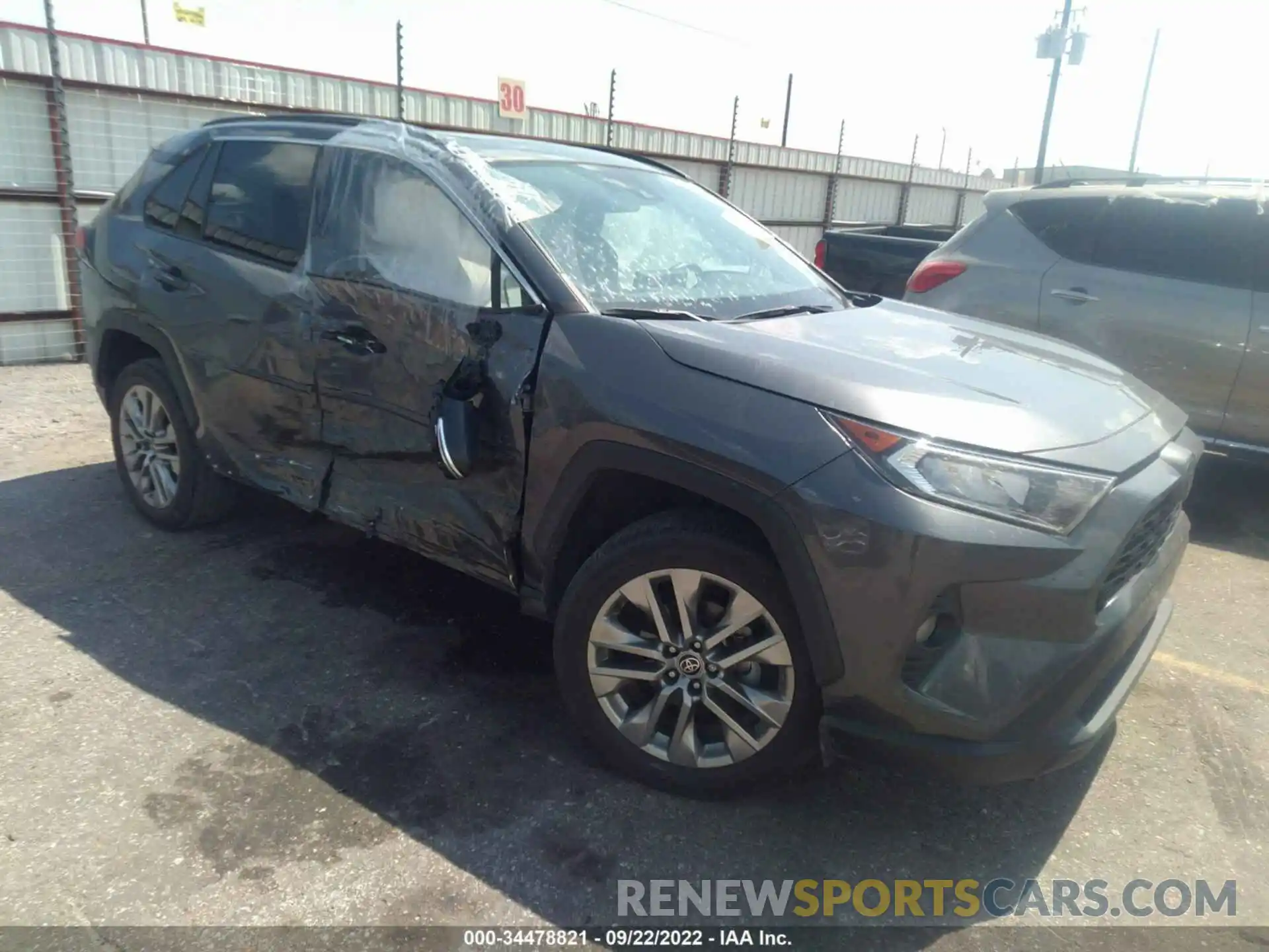 1 Photograph of a damaged car 2T3C1RFV6MC126352 TOYOTA RAV4 2021