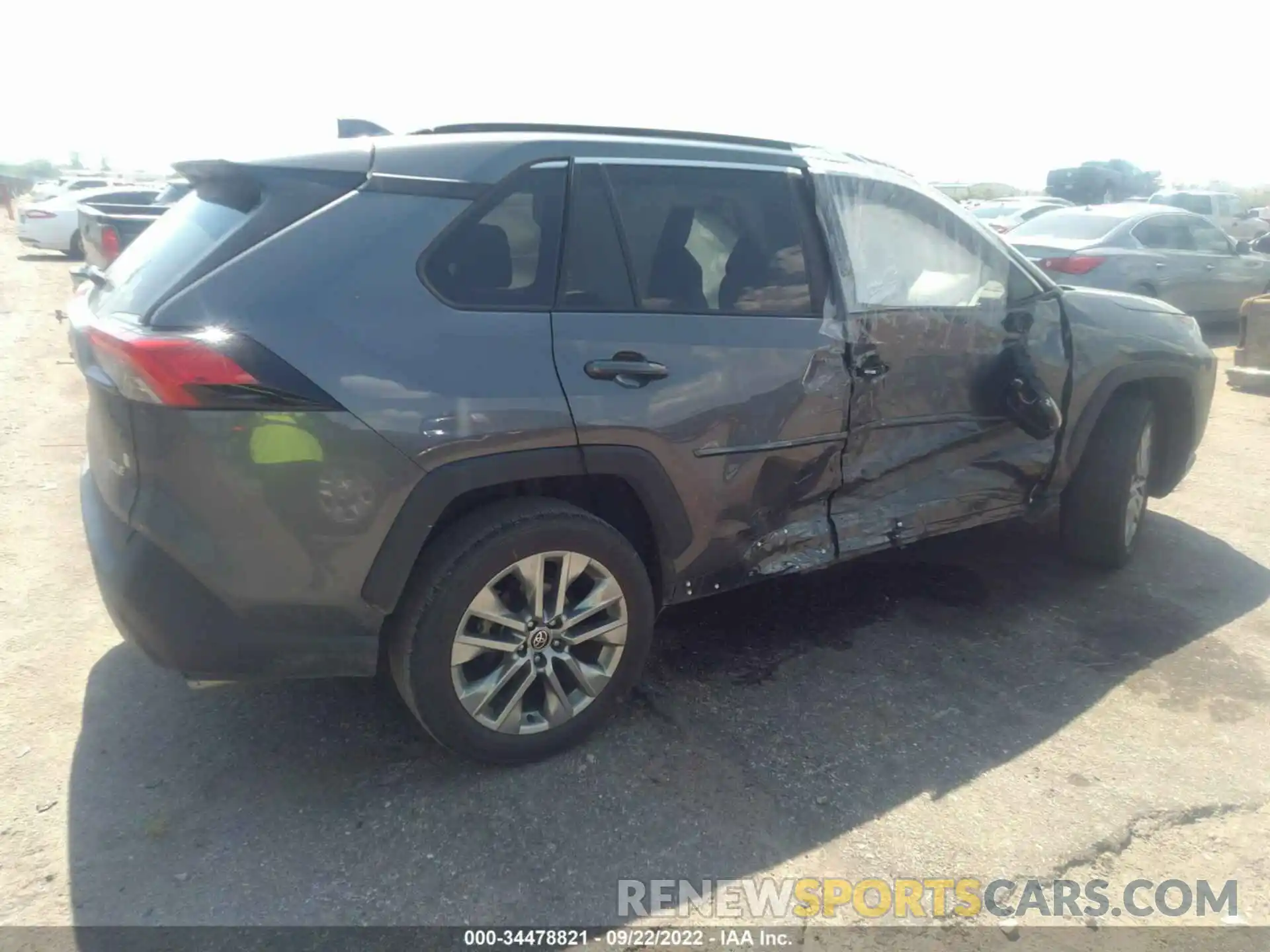 4 Photograph of a damaged car 2T3C1RFV6MC126352 TOYOTA RAV4 2021