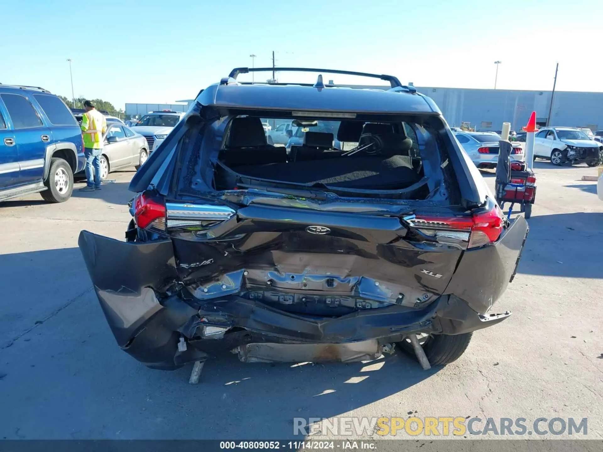 6 Photograph of a damaged car 2T3C1RFV6MC167919 TOYOTA RAV4 2021