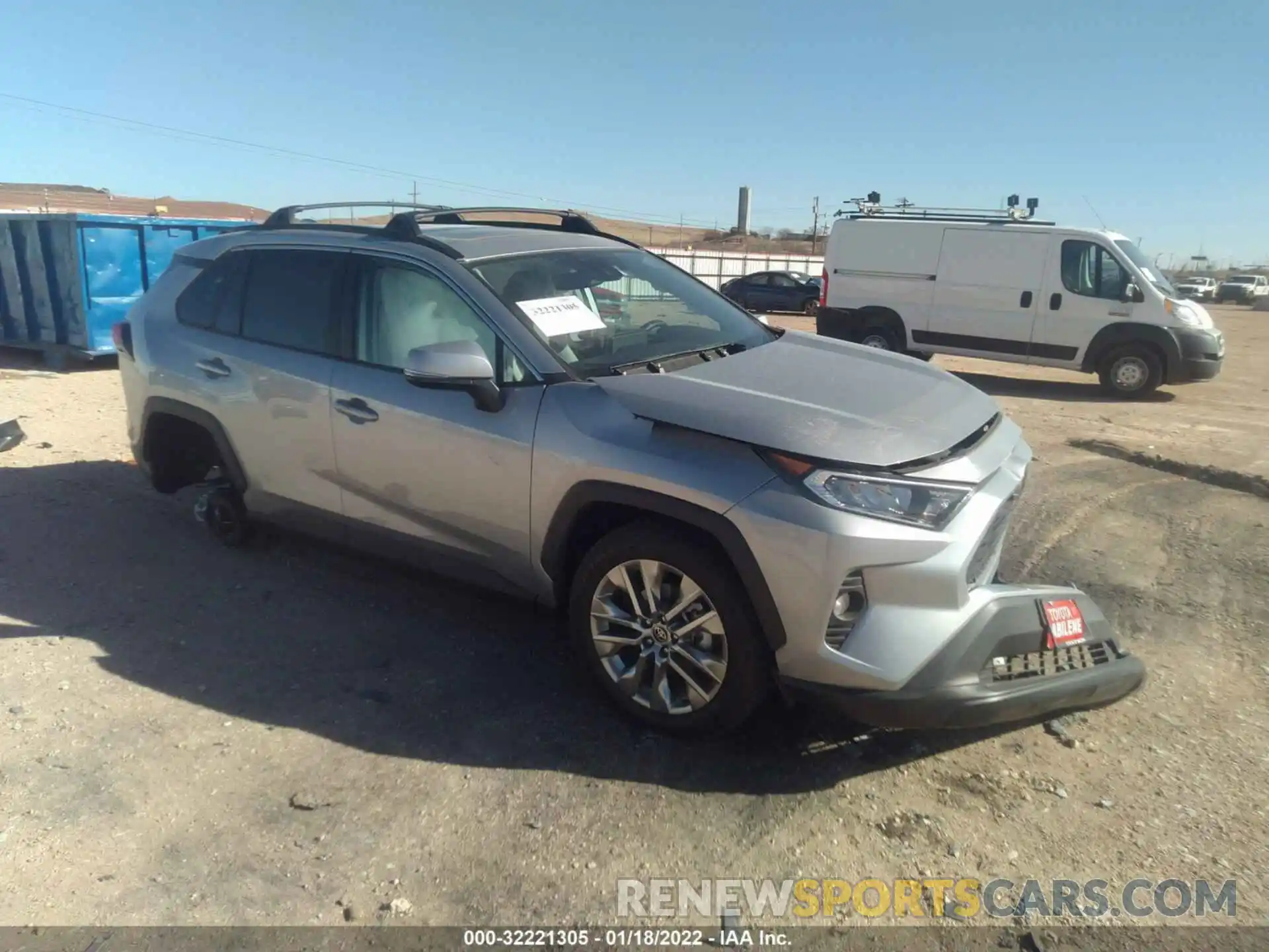 1 Photograph of a damaged car 2T3C1RFV6MC168410 TOYOTA RAV4 2021