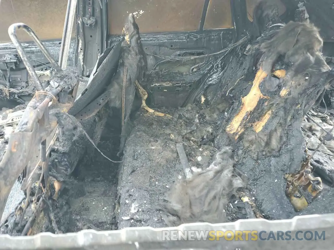 11 Photograph of a damaged car 2T3C1RFV6MC172389 TOYOTA RAV4 2021