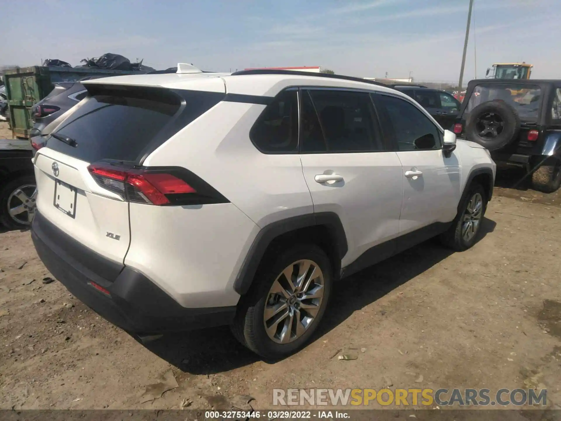 4 Photograph of a damaged car 2T3C1RFV6MW105614 TOYOTA RAV4 2021