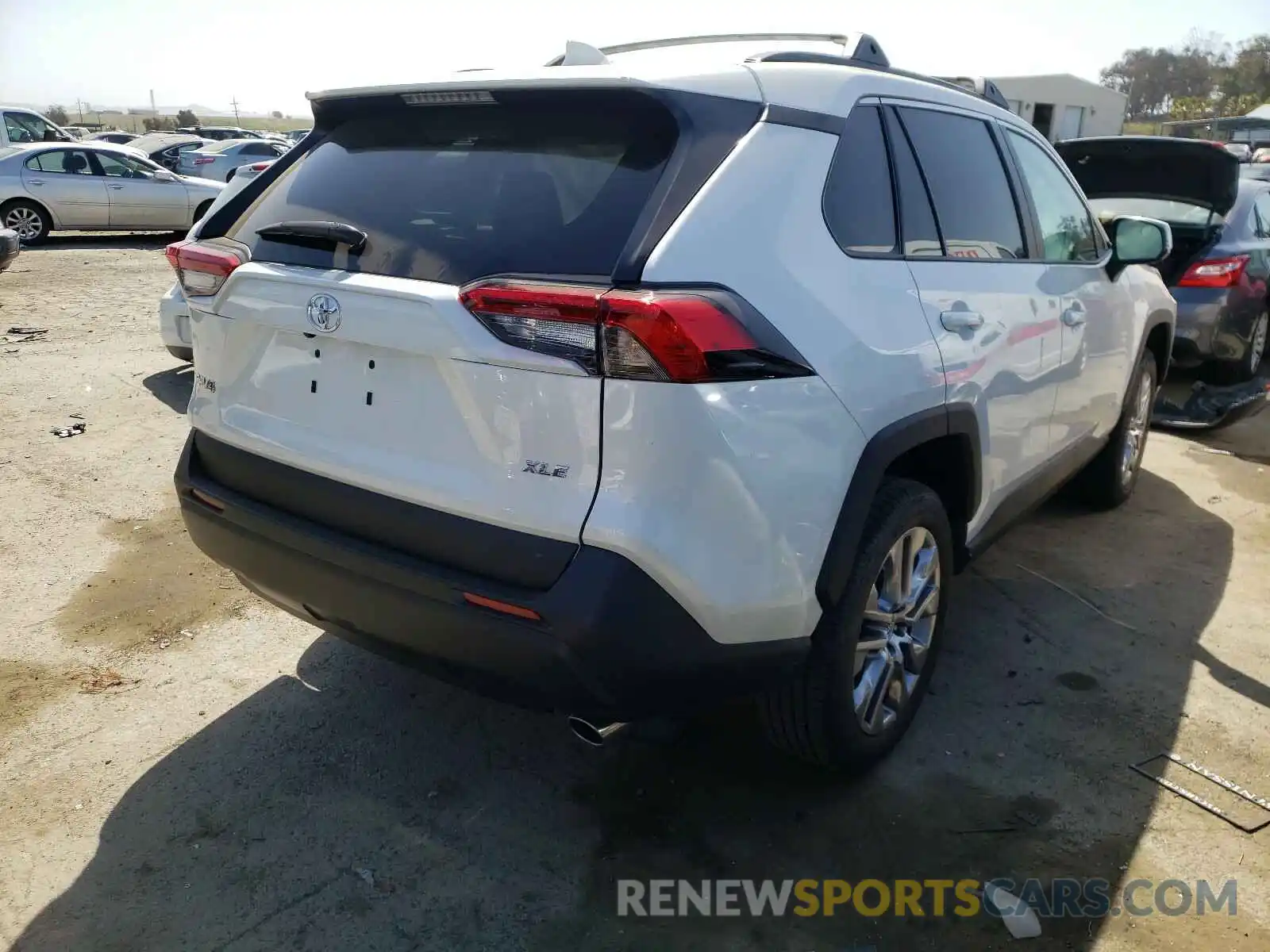 4 Photograph of a damaged car 2T3C1RFV6MW124390 TOYOTA RAV4 2021