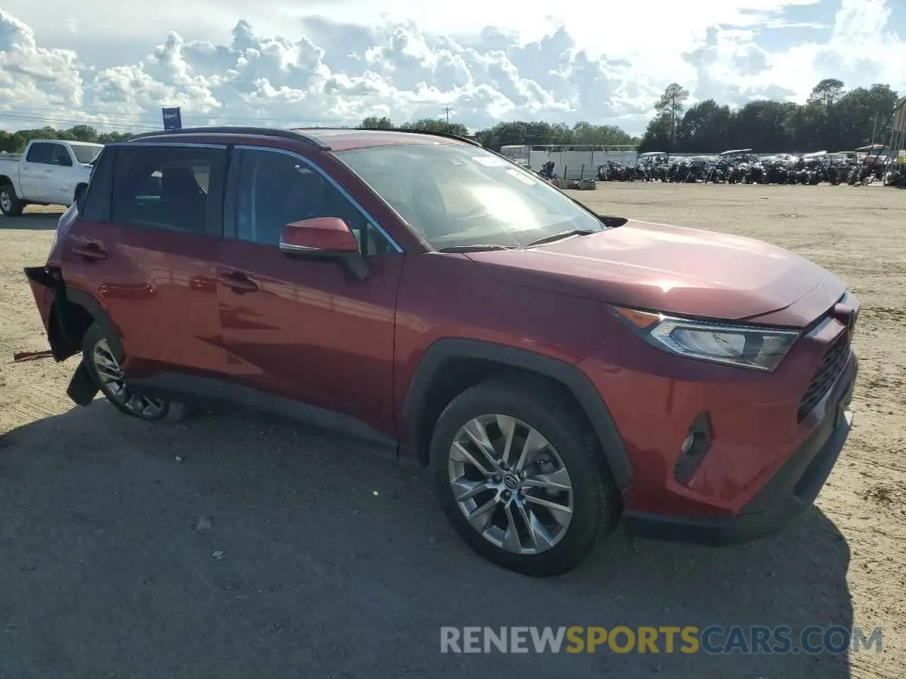 4 Photograph of a damaged car 2T3C1RFV6MW168065 TOYOTA RAV4 2021