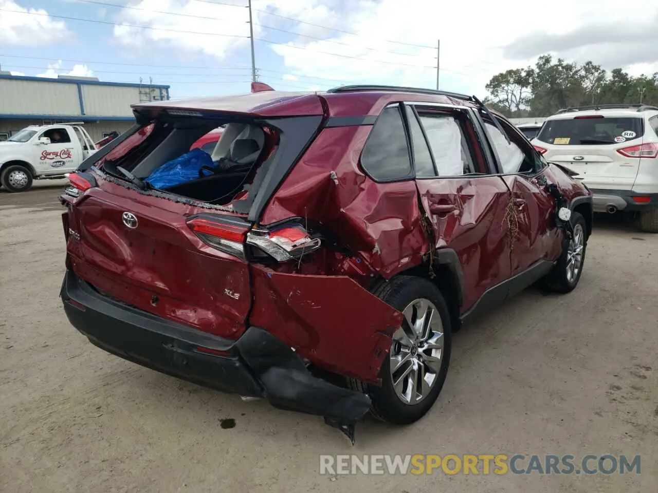 9 Photograph of a damaged car 2T3C1RFV6MW172245 TOYOTA RAV4 2021