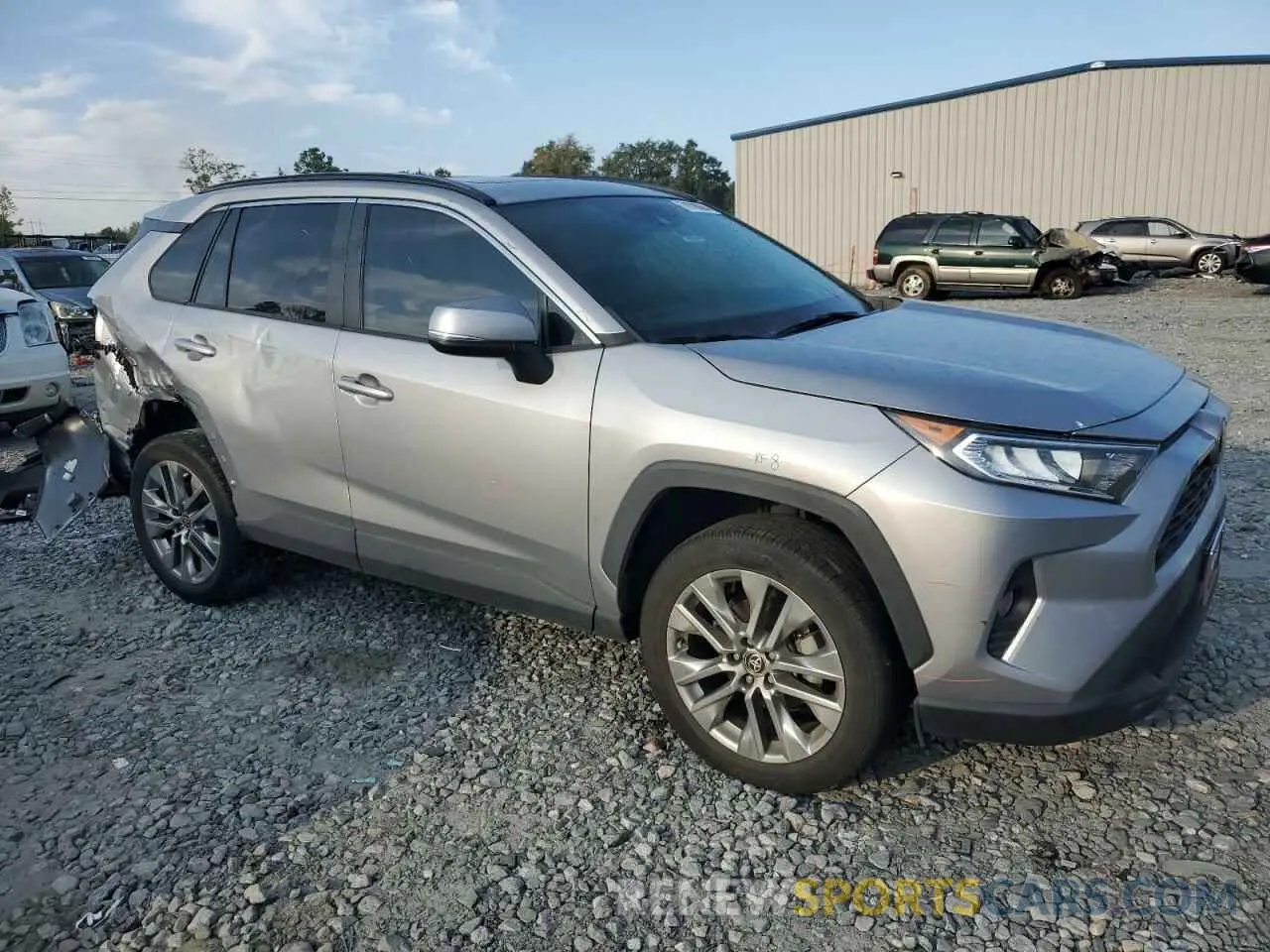 4 Photograph of a damaged car 2T3C1RFV7MC165984 TOYOTA RAV4 2021